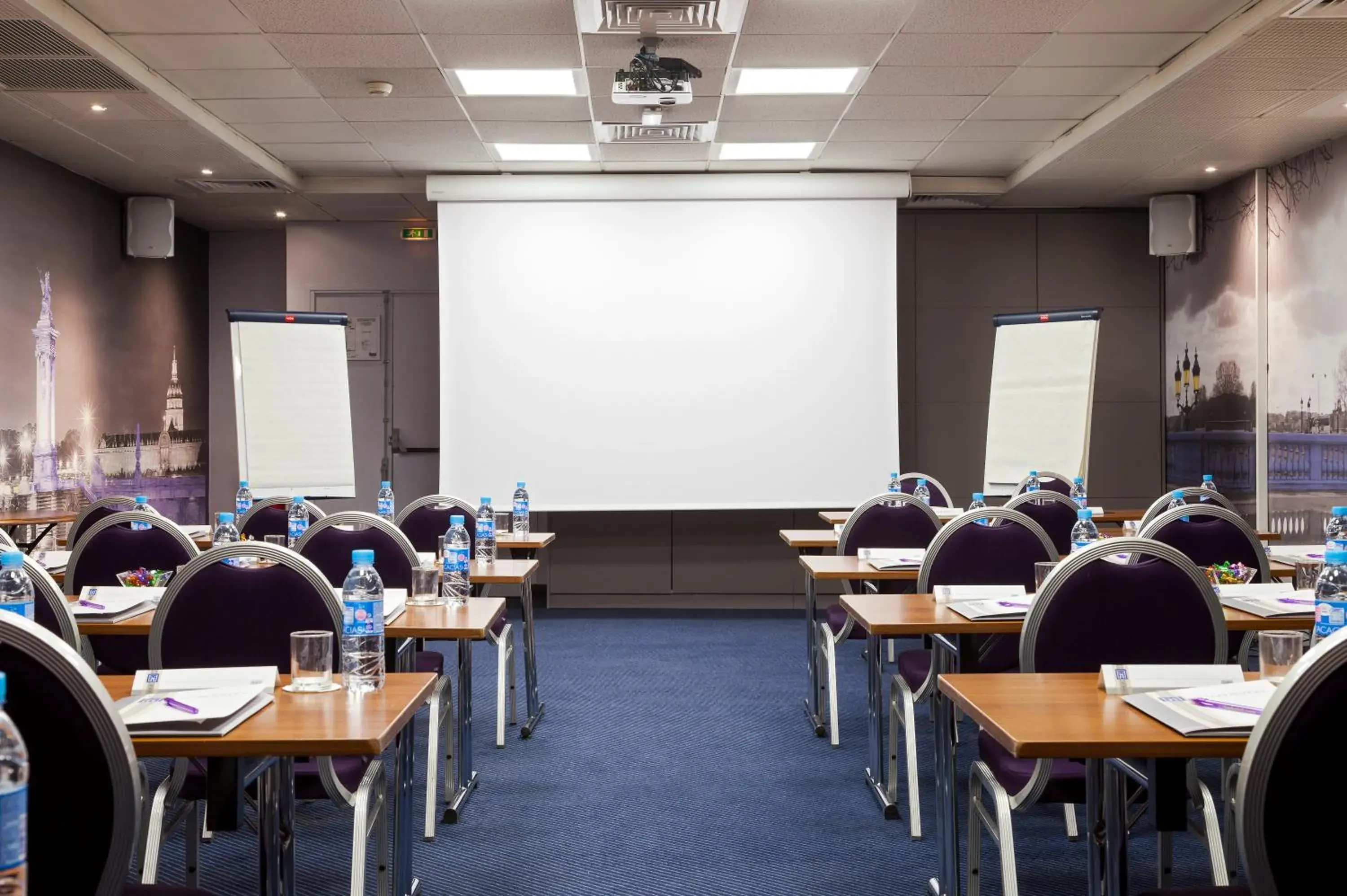 Meeting/conference room in Hotel Inn Design Paris Place d’Italie (ex Timhotel)