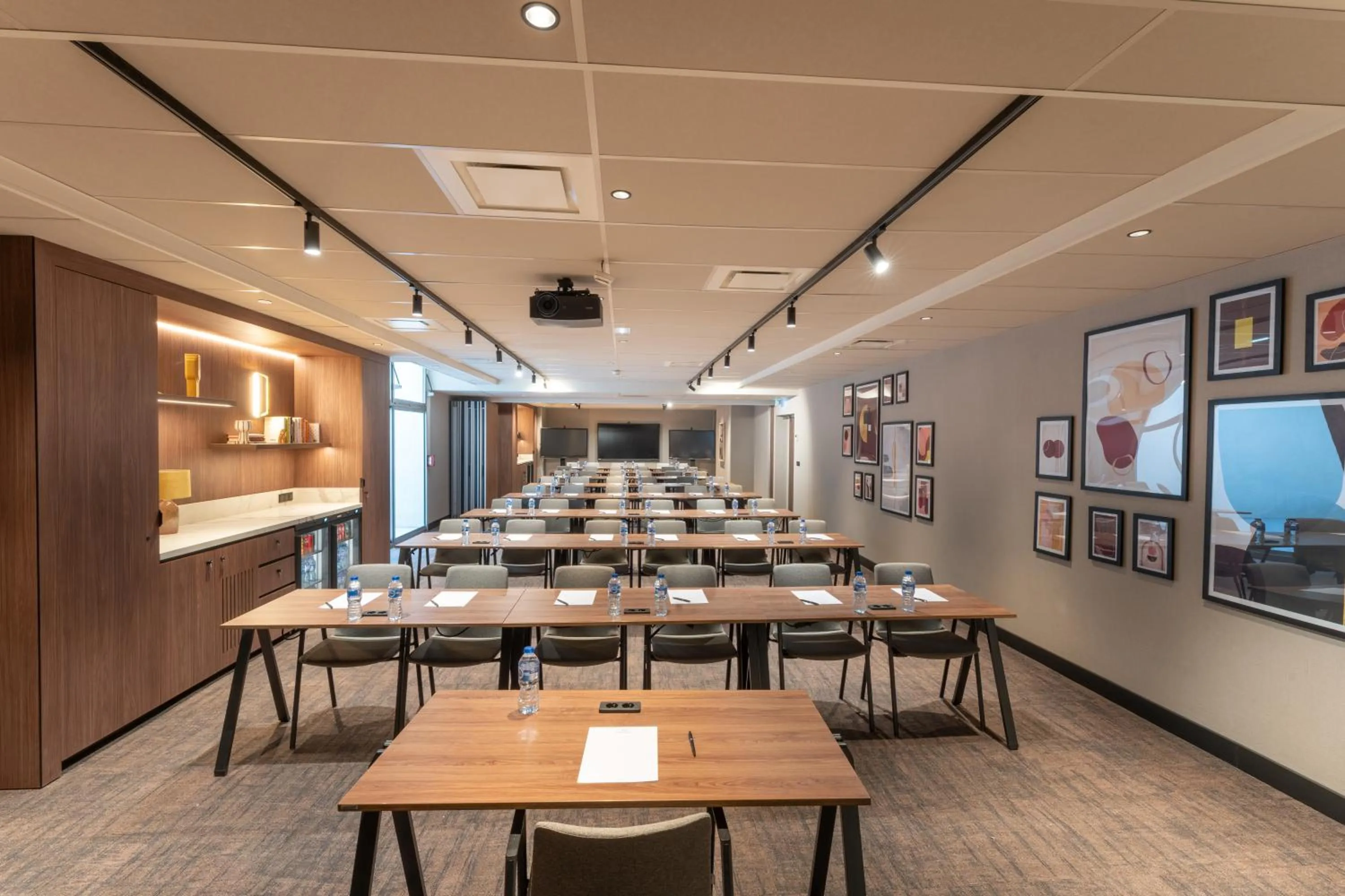 Meeting/conference room in Hotel Inn Design Paris Place d'italie