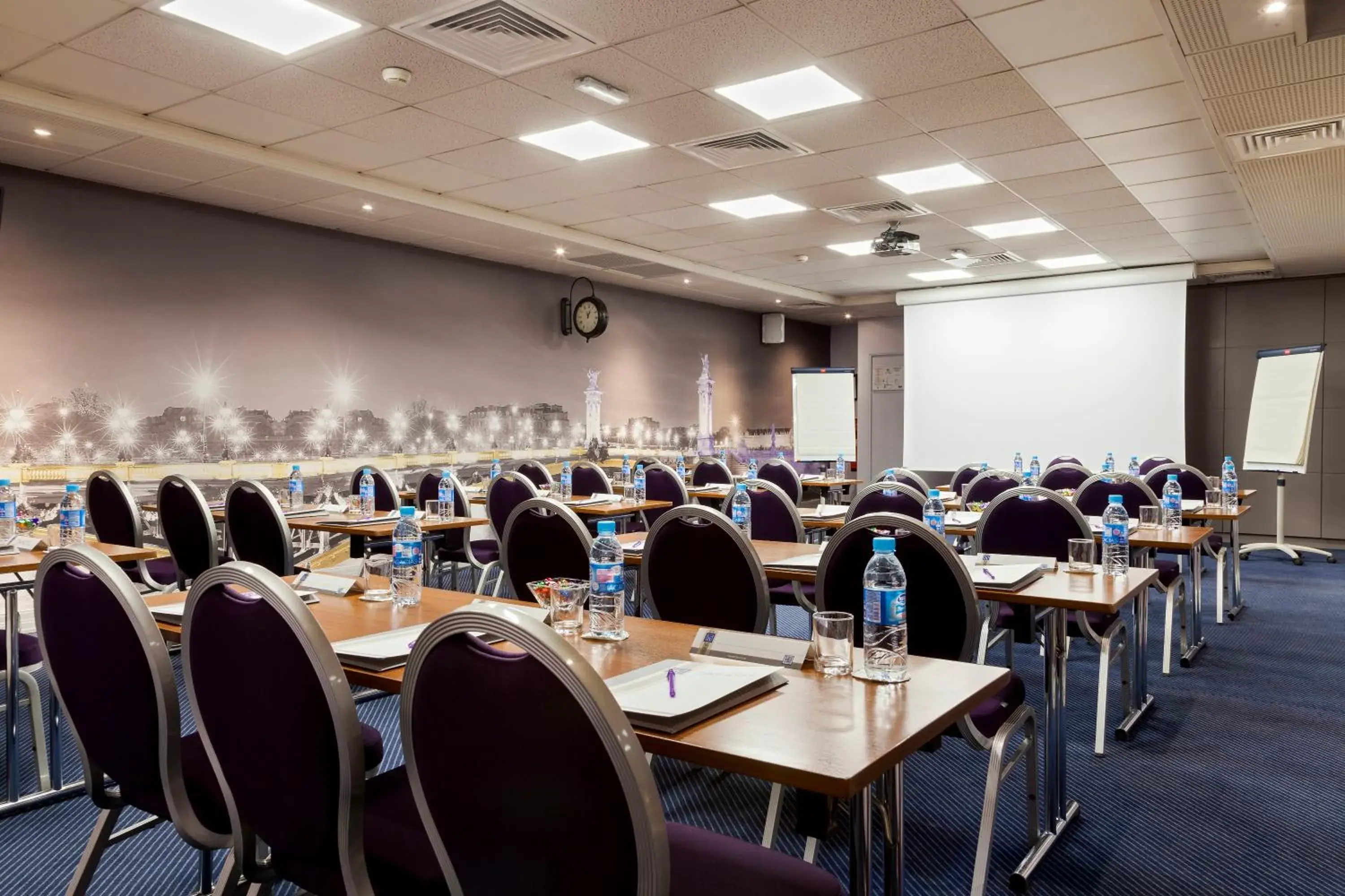 Meeting/conference room in Hotel Inn Design Paris Place d’Italie (ex Timhotel)