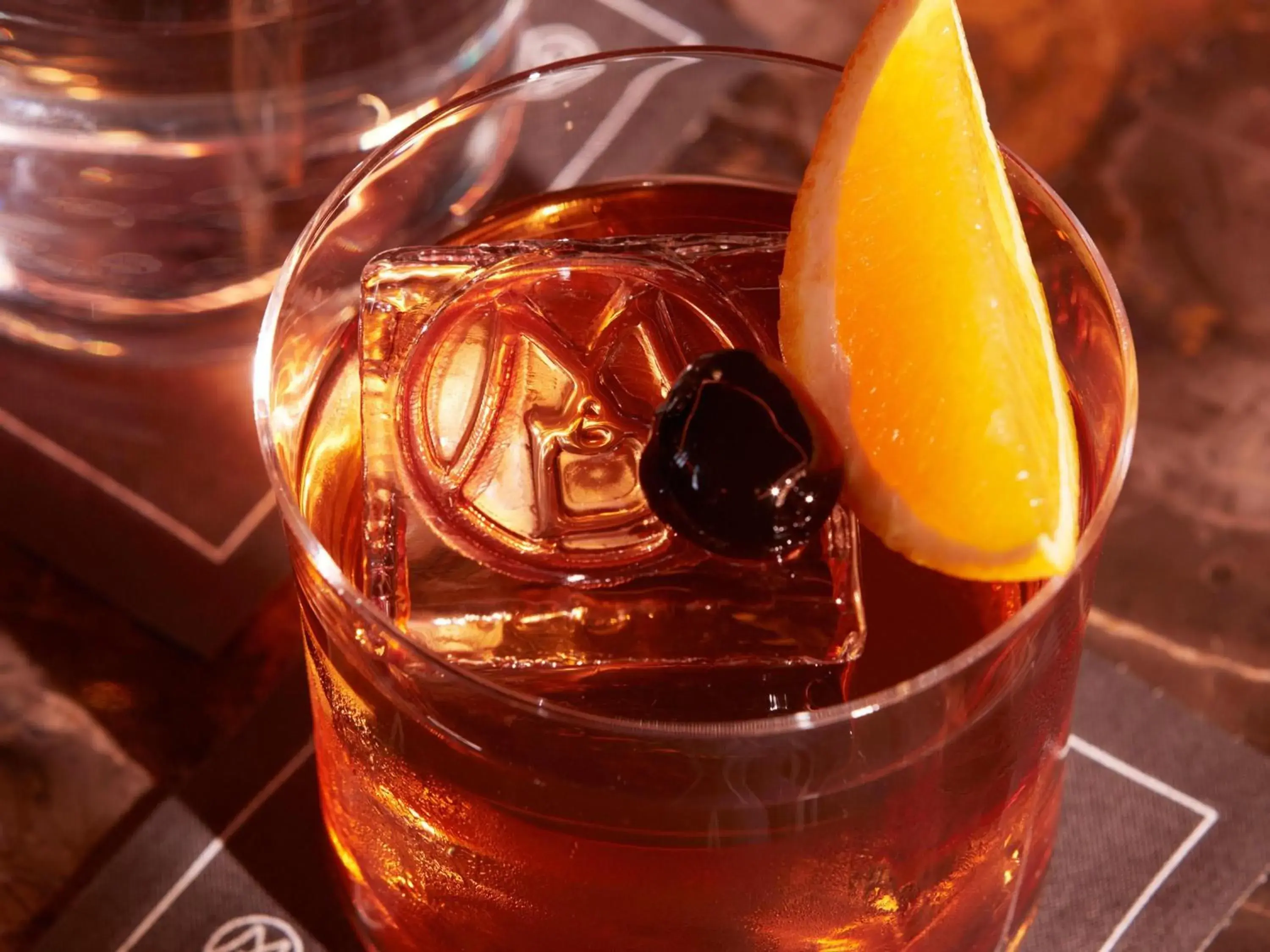 Lounge or bar in Maison Delano Paris Lounge or bar in Maison Delano Paris