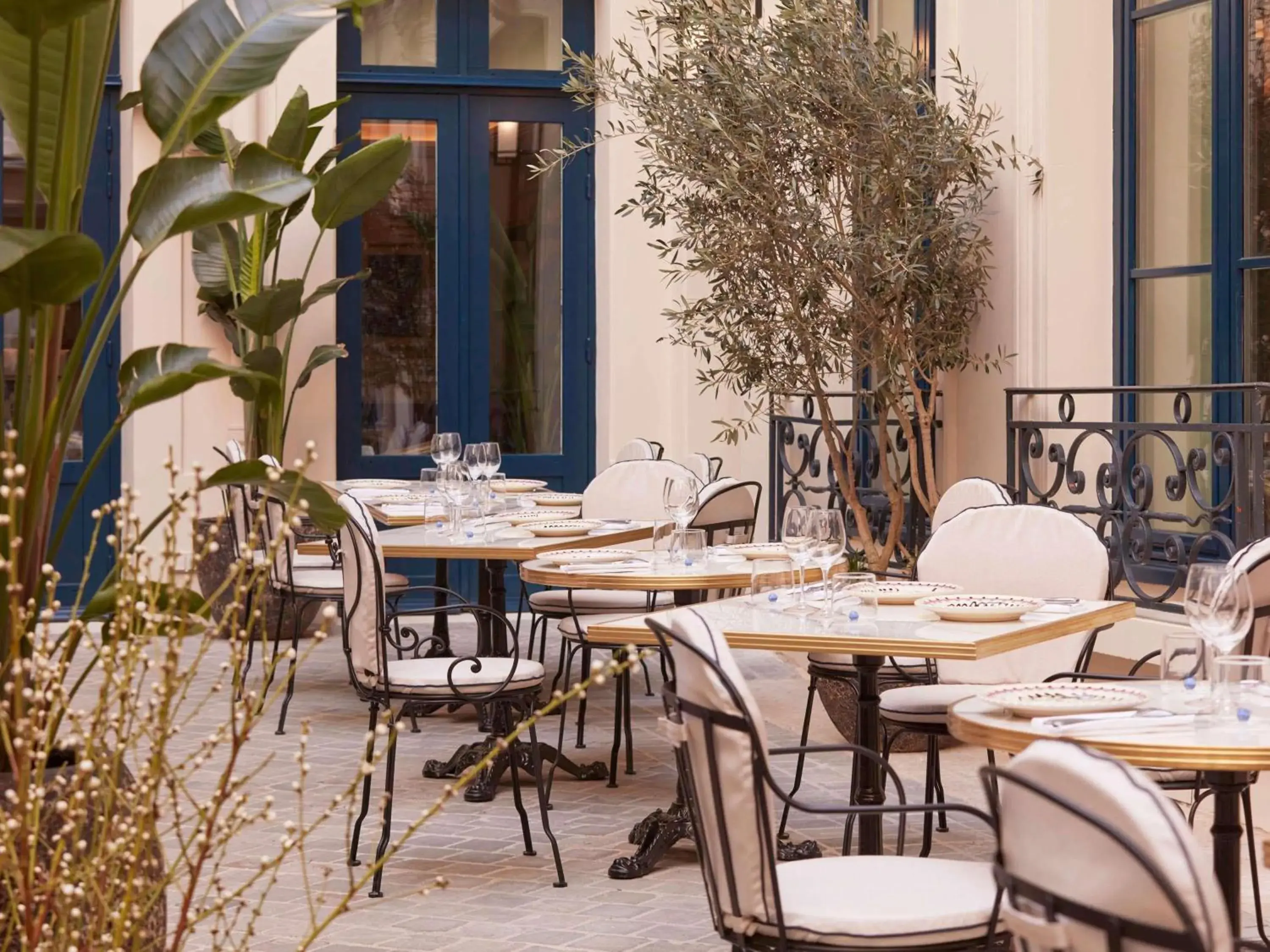 Restaurant/places to eat in Maison Delano Paris Restaurant/places to eat in Maison Delano Paris