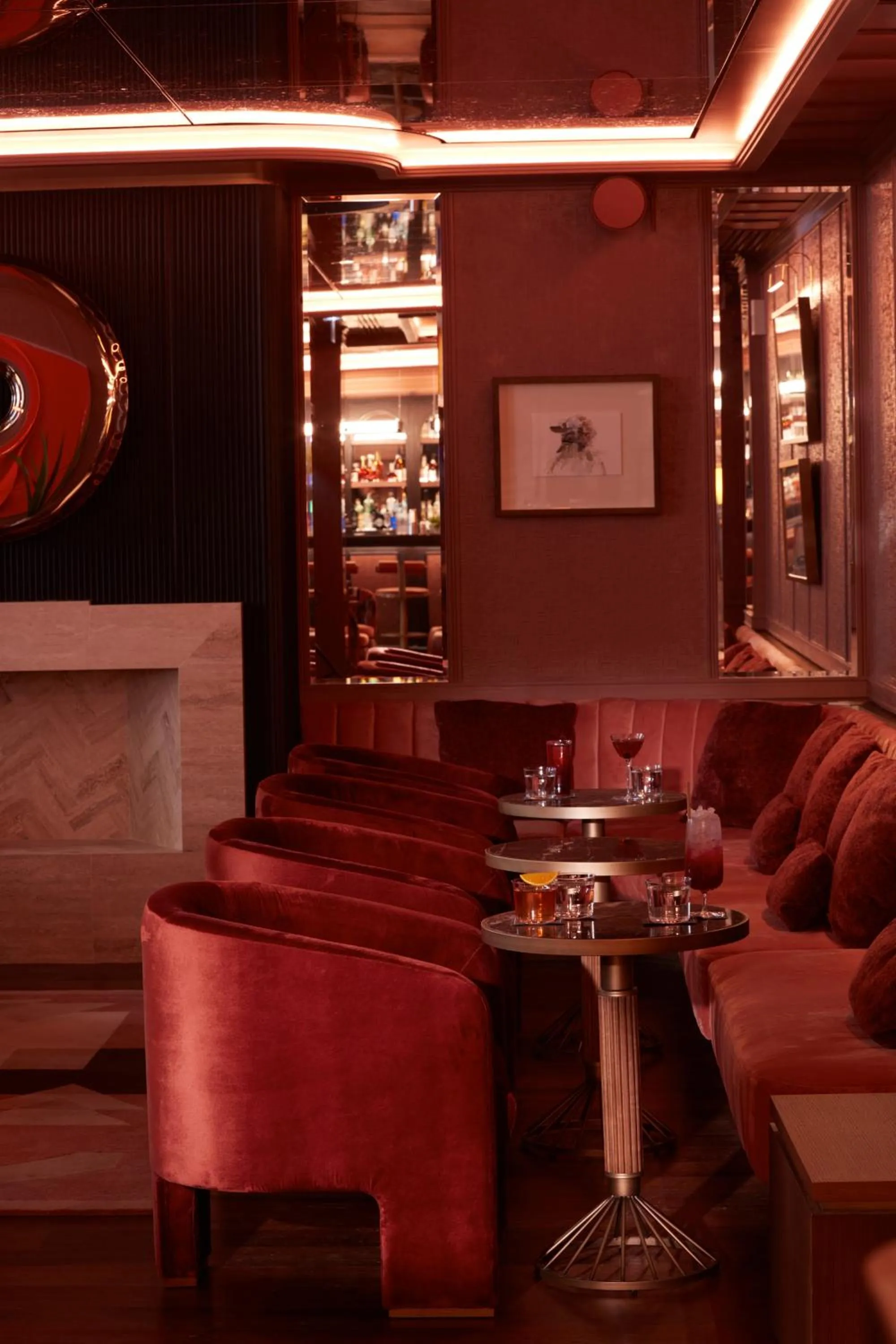 Lounge or bar in Maison Delano Paris