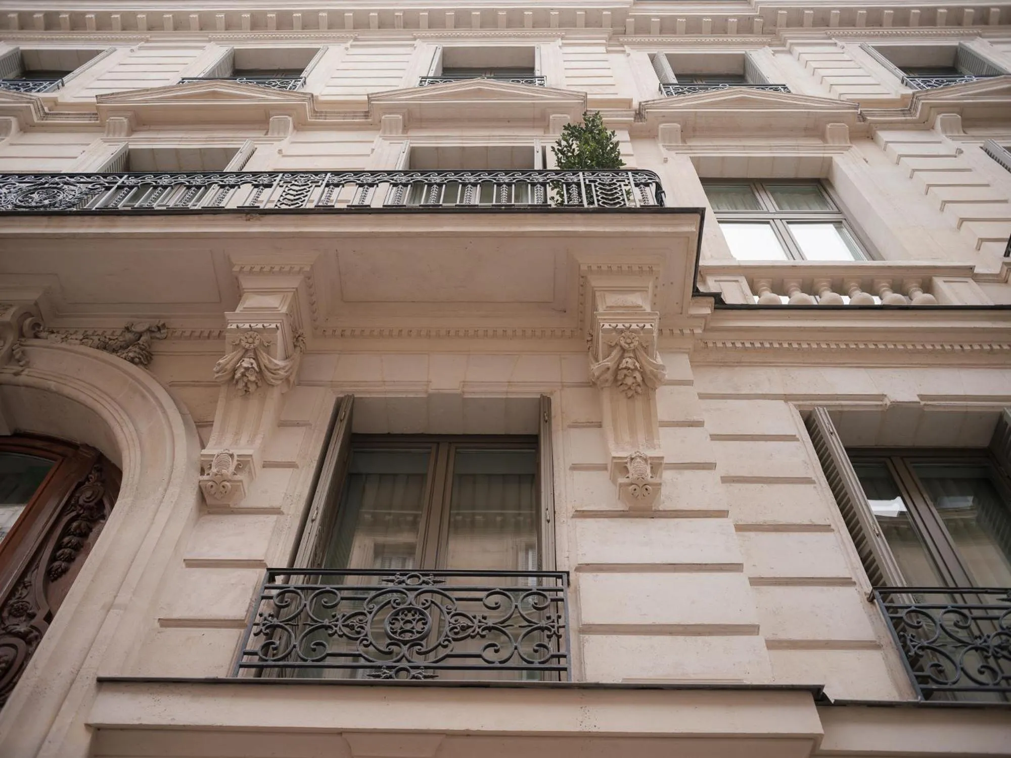 Facade/entrance in Maison Delano Paris