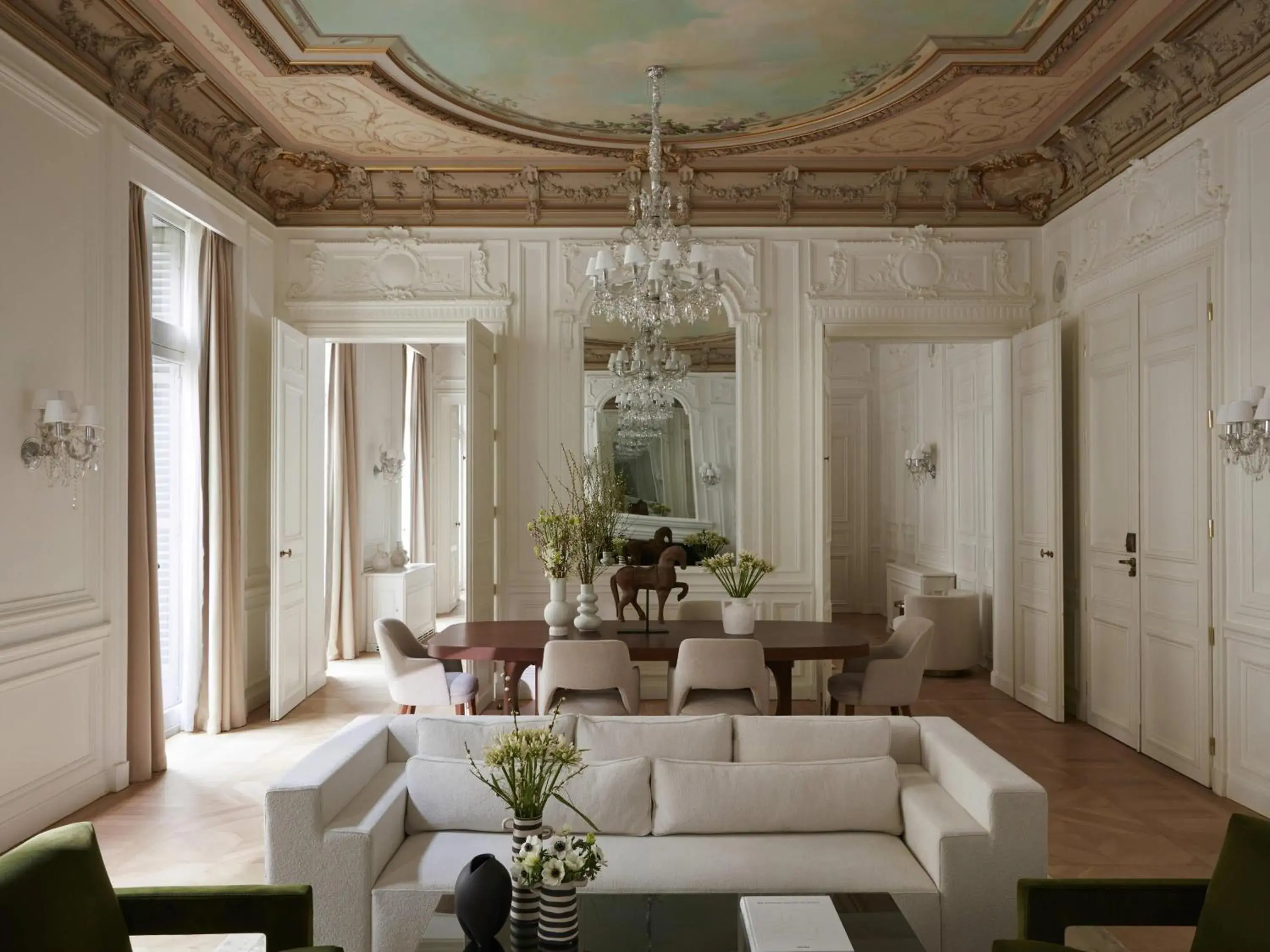 Property building in Maison Delano Paris Property building in Maison Delano Paris