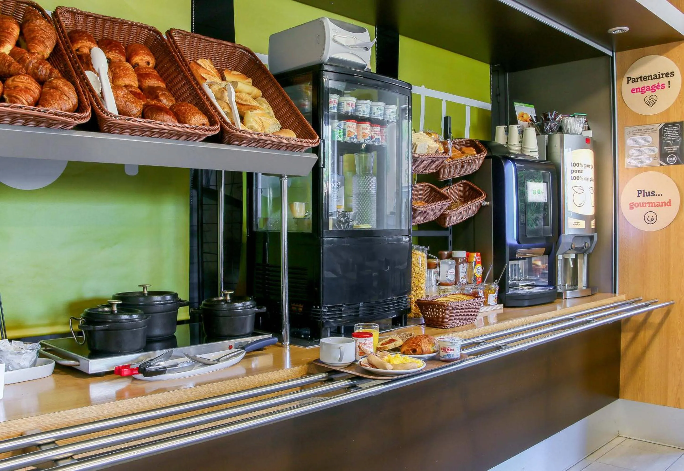 Breakfast in B&B HOTEL Fréjus Roquebrune-sur-Argens