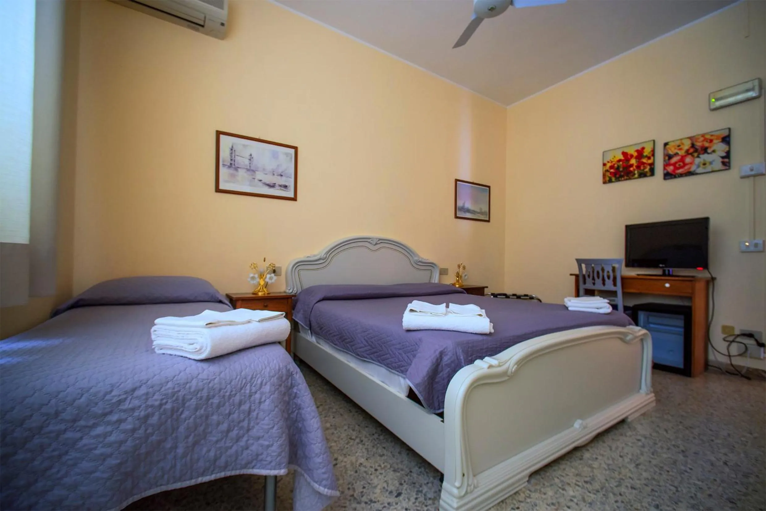 Bed in Hotel Sabatino