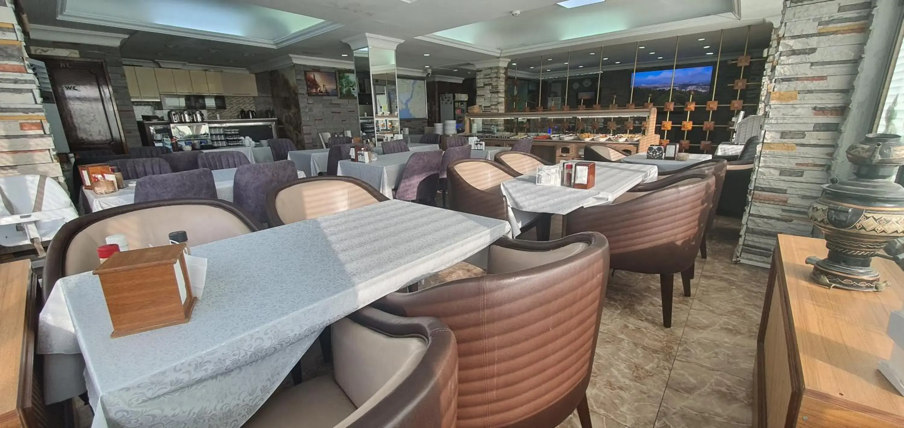 Breakfast in Biter Hotel Breakfast in Biter Hotel