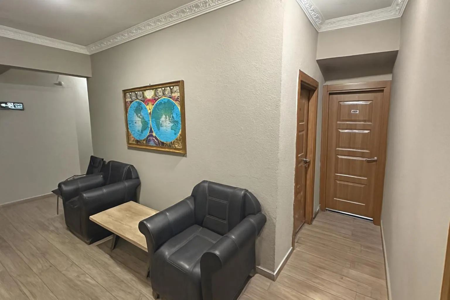 Decorative detail in Biter Hotel