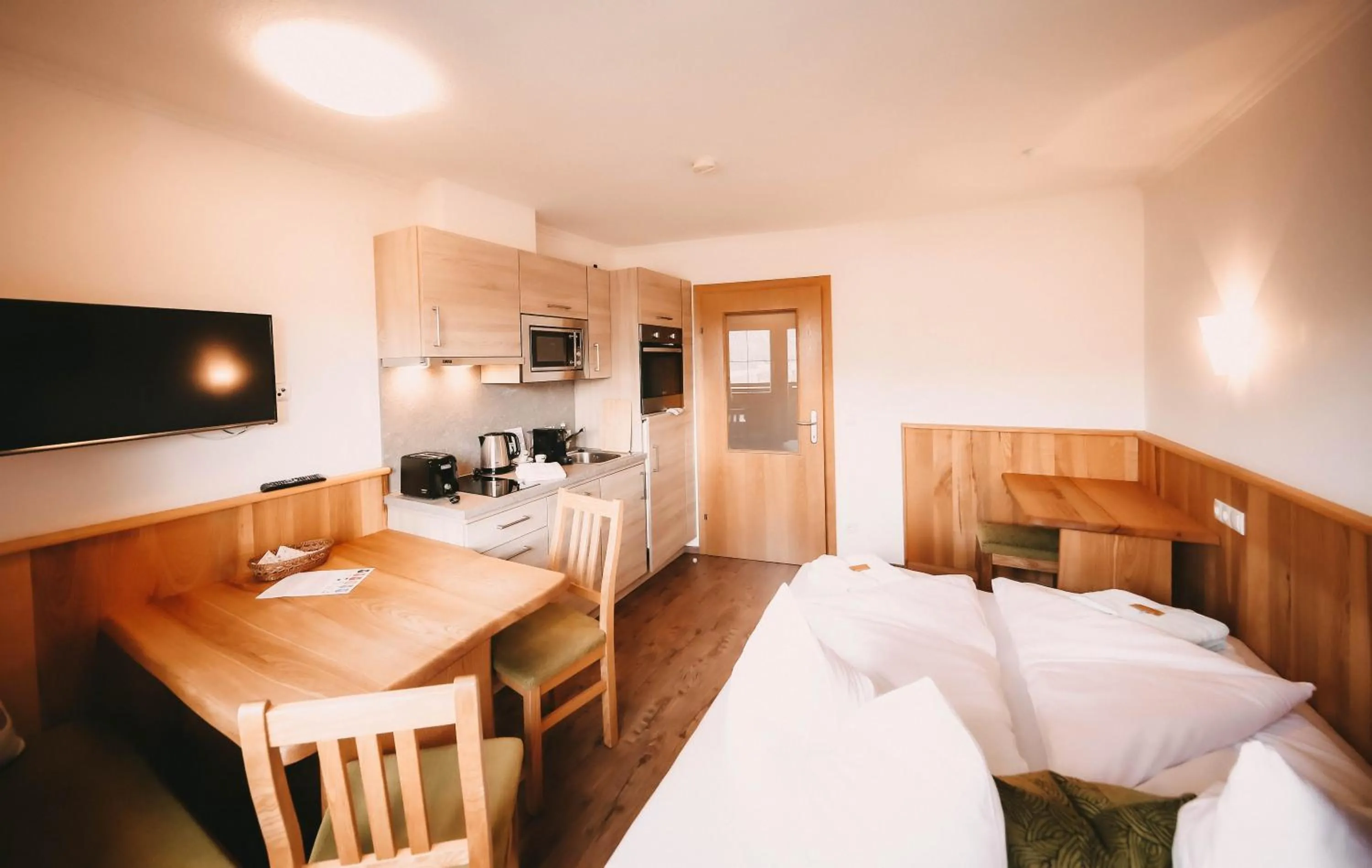 Living room, Bed in Posers Bergwelt B&B