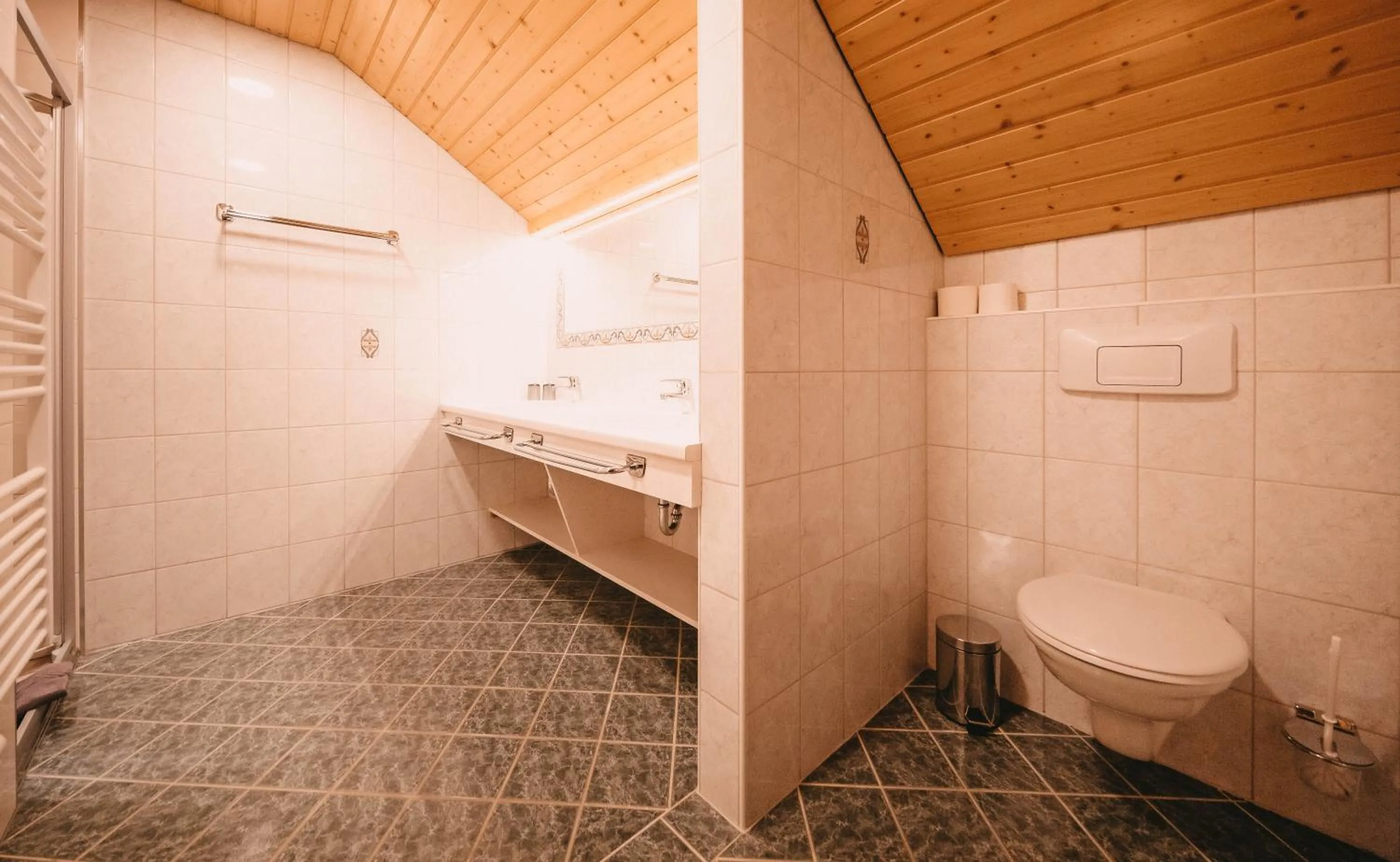 Bathroom in Posers Bergwelt B&B