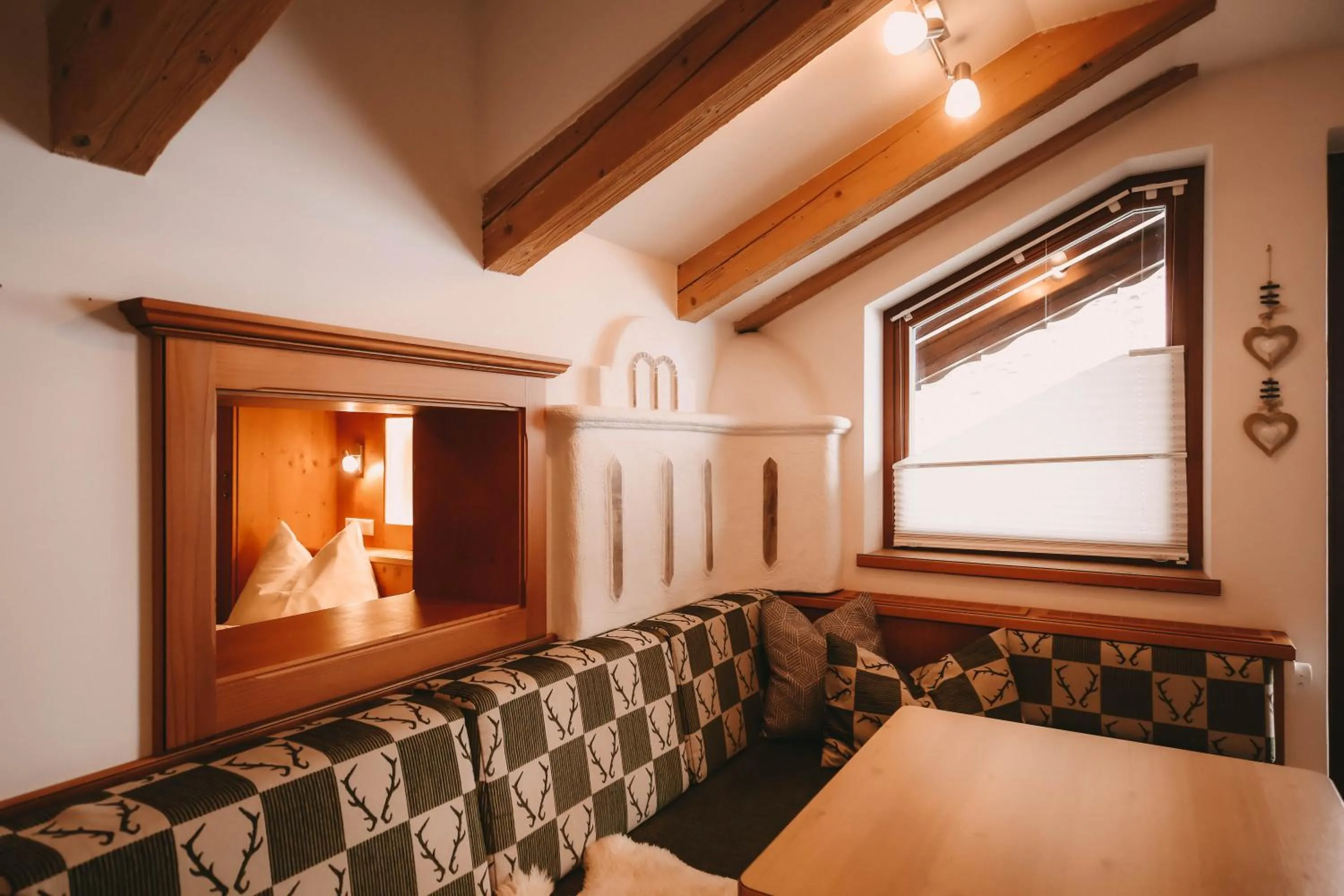 Seating area, Bed in Posers Bergwelt B&B