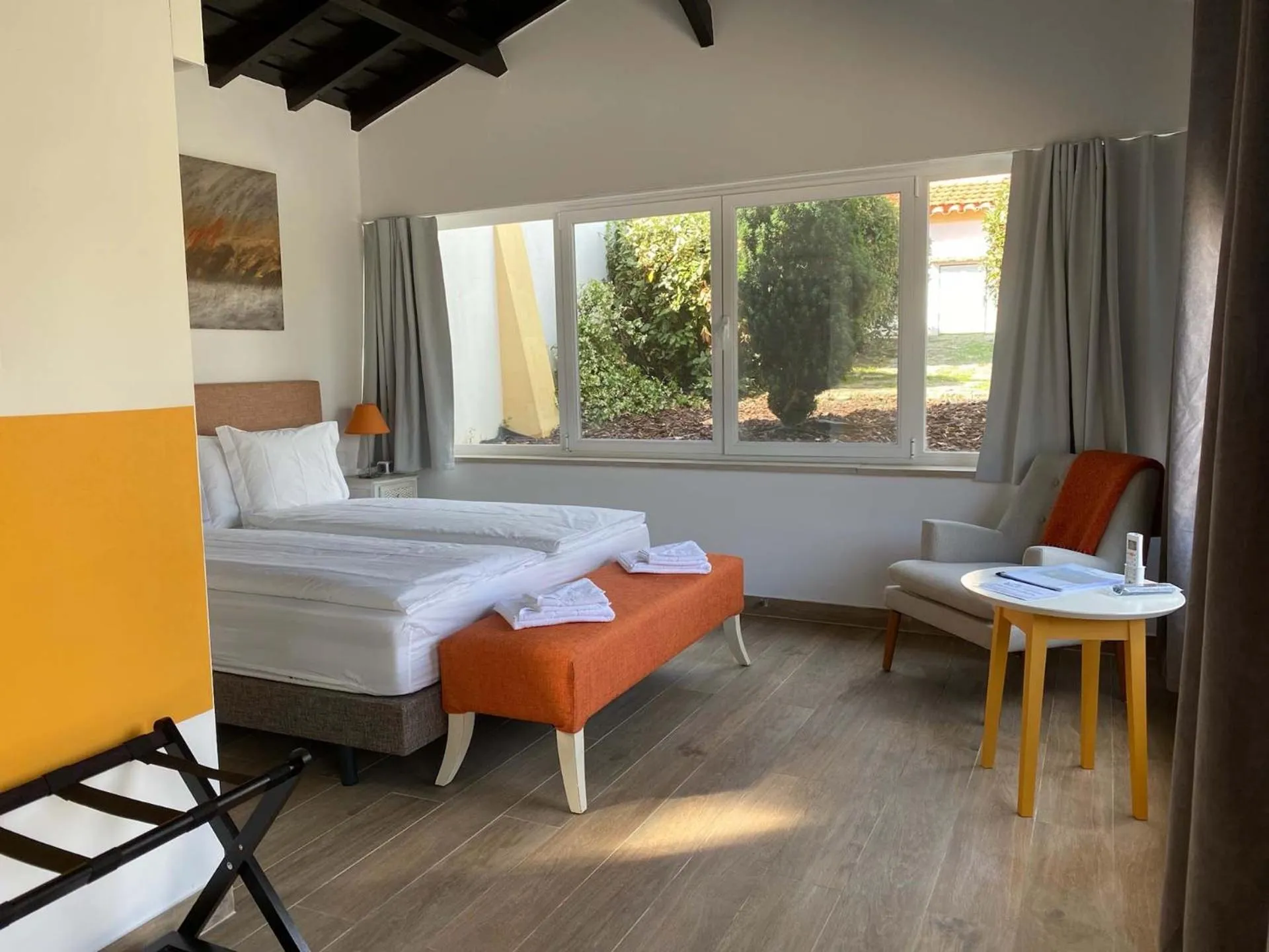 Bed in Vida-Vi, Country House and B&B