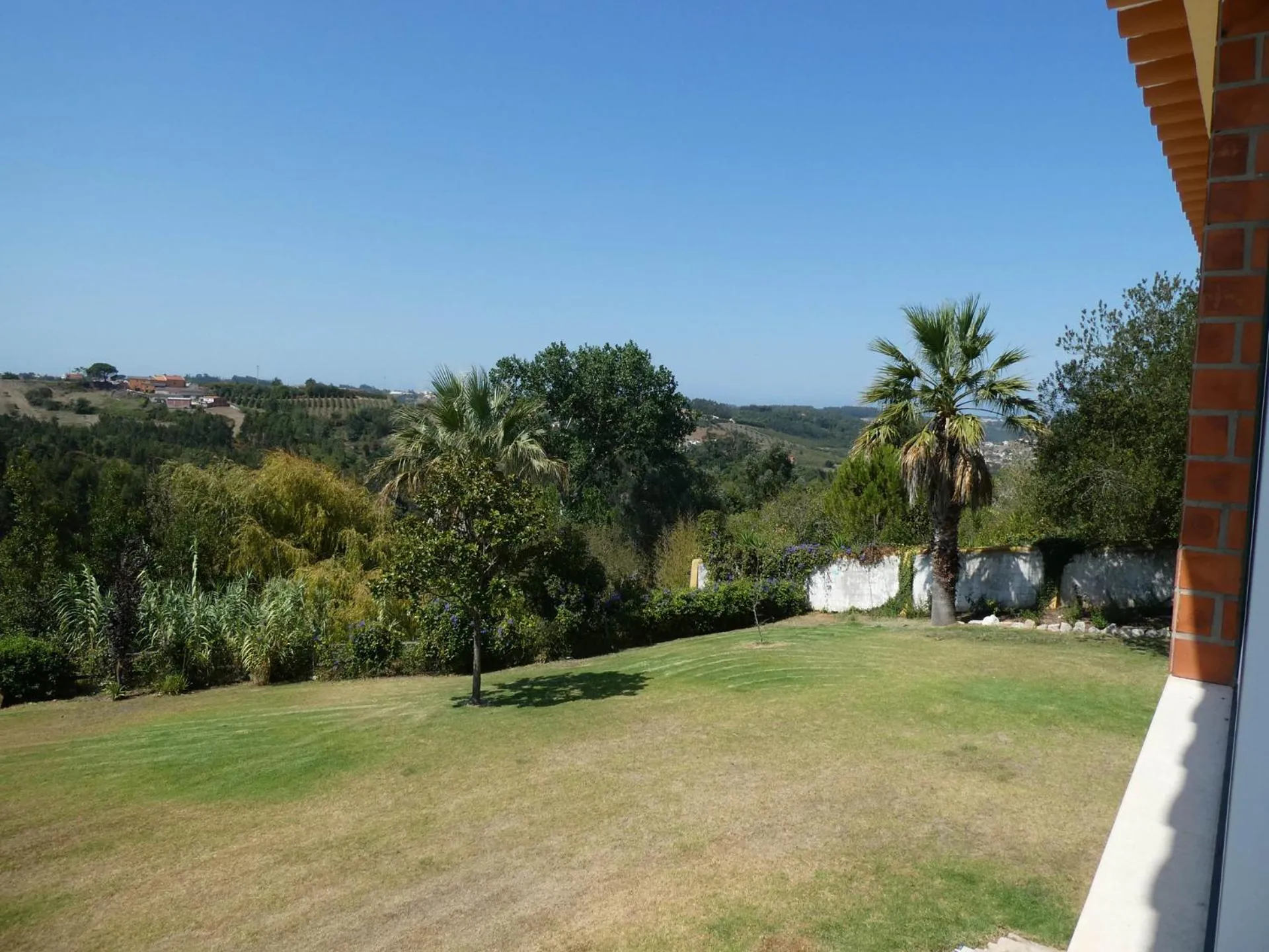 Garden in Vida-Vi, Country House and B&B