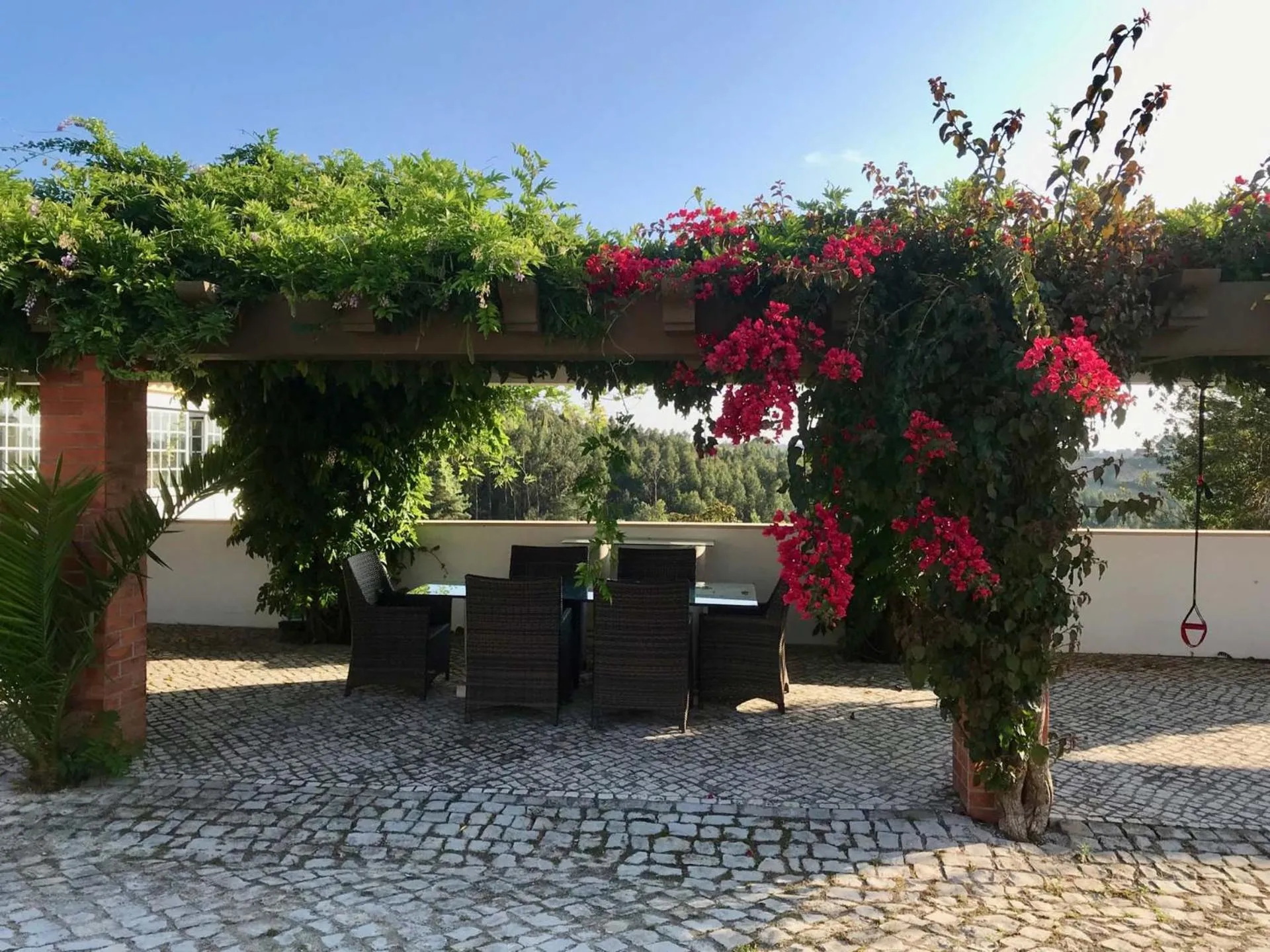 Patio in Vida-Vi, Country House and B&B