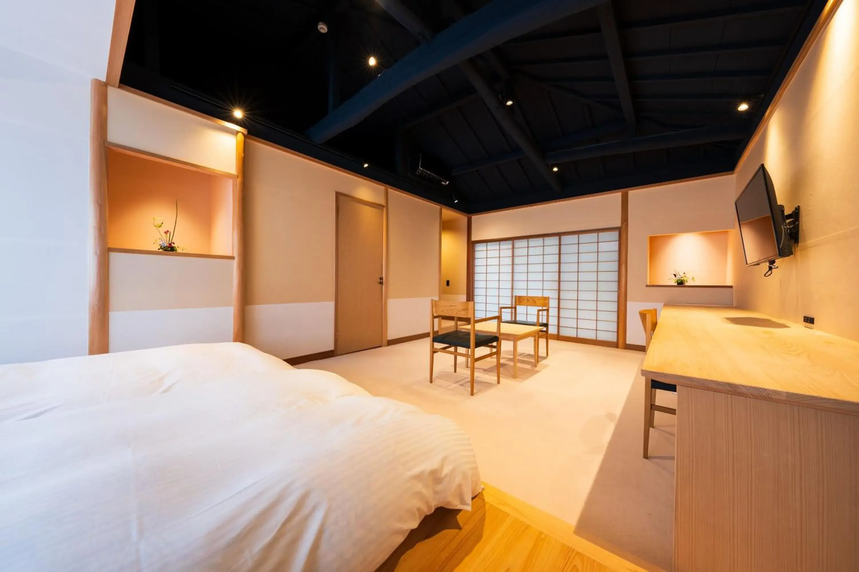 Photo of the whole room, Bed in Kappo Ryokan Yumesaki Photo of the whole room, Bed in Kappo Ryokan Yumesaki
