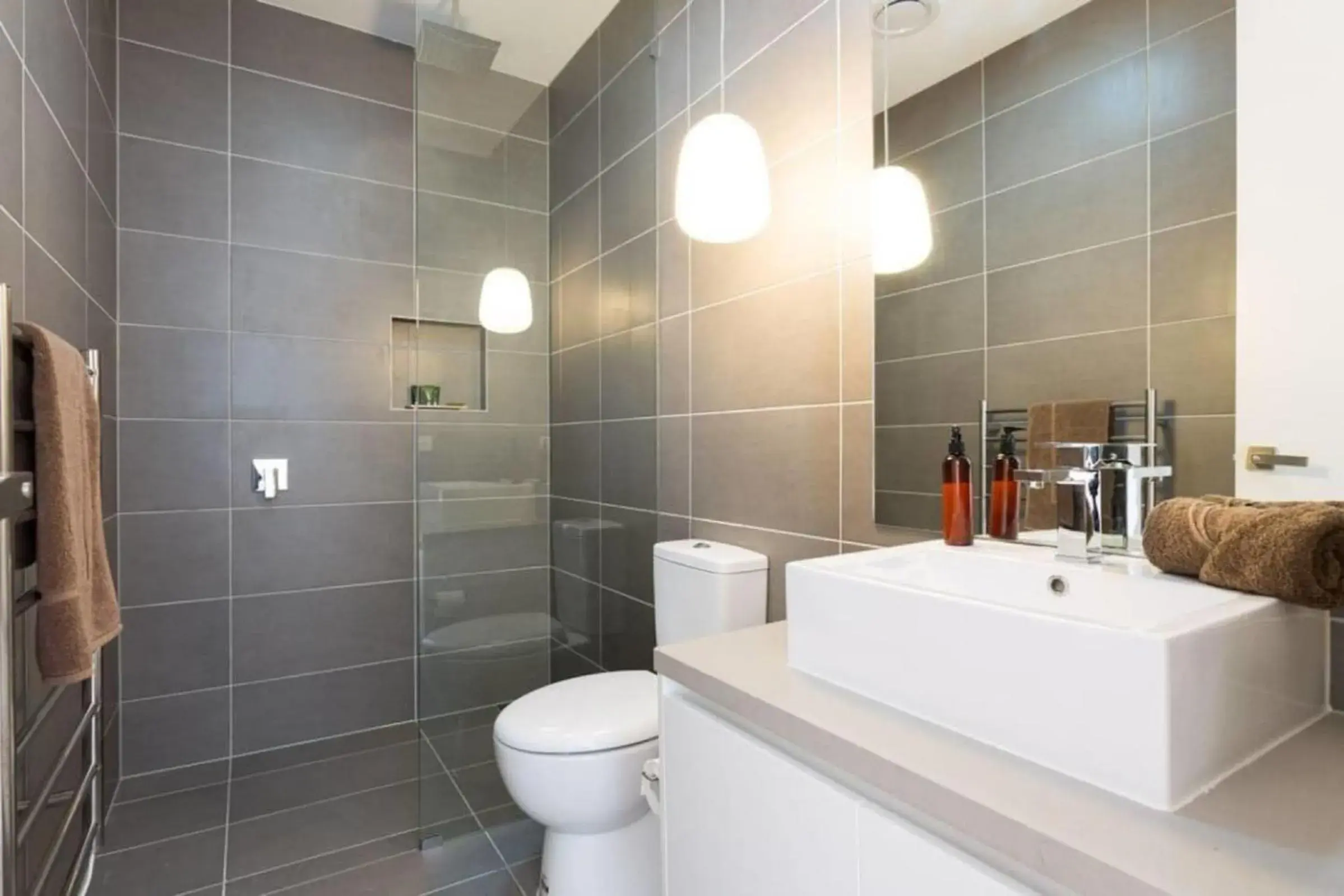 Lola Three Levels of Style with Rooftop Terrace Lola Three Levels of Style with Rooftop Terrace