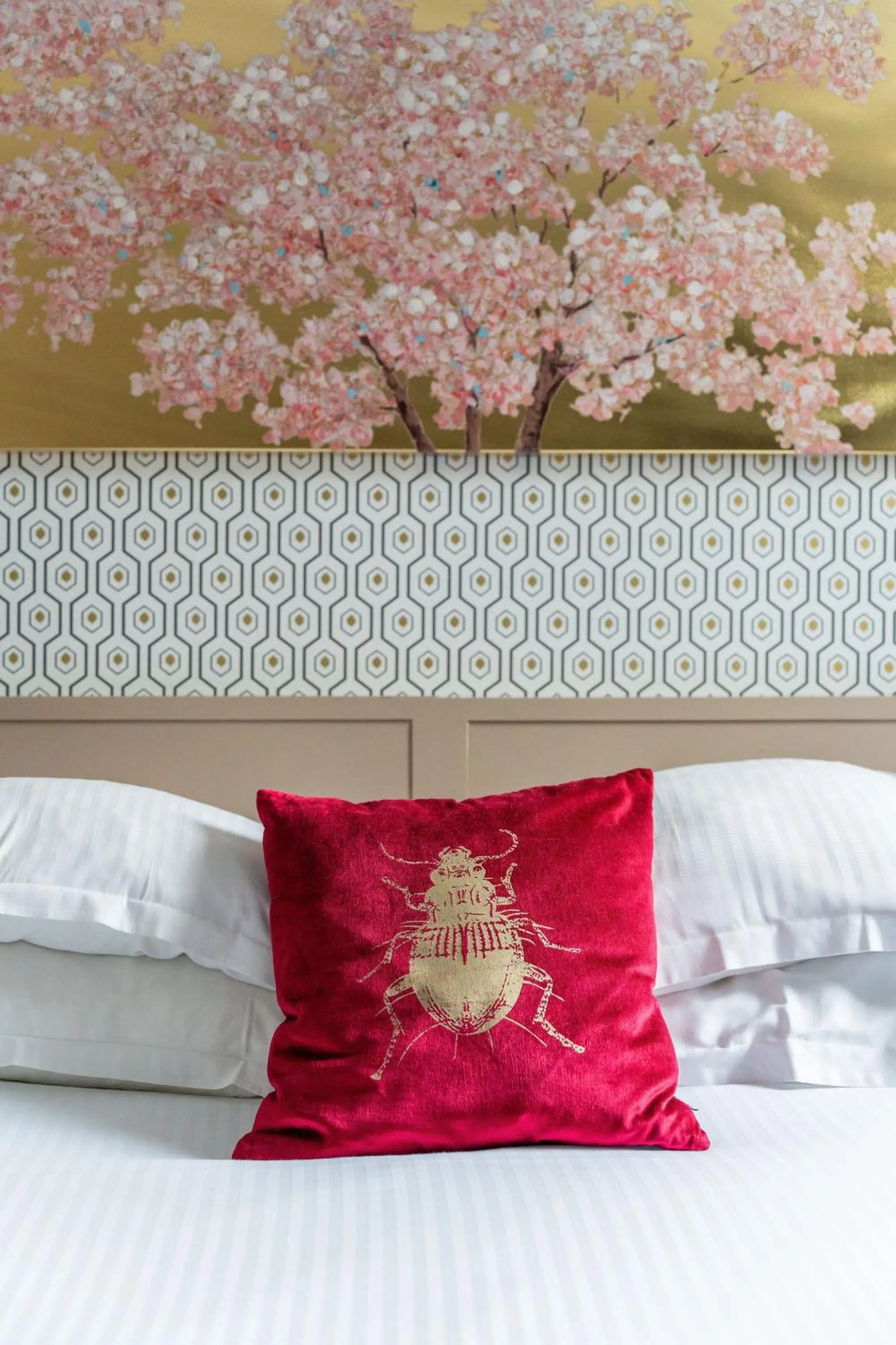 Bedroom, Bed in Eden Park Hotel Restaurant