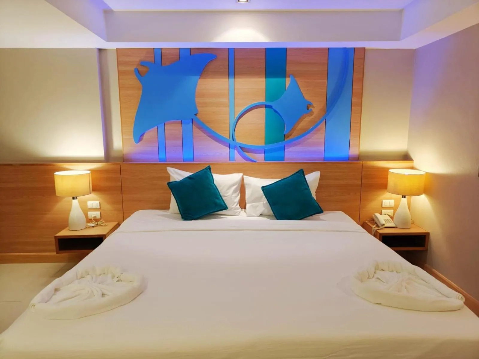 Bedroom, Bed in Ratana Platinum Resort Kamala