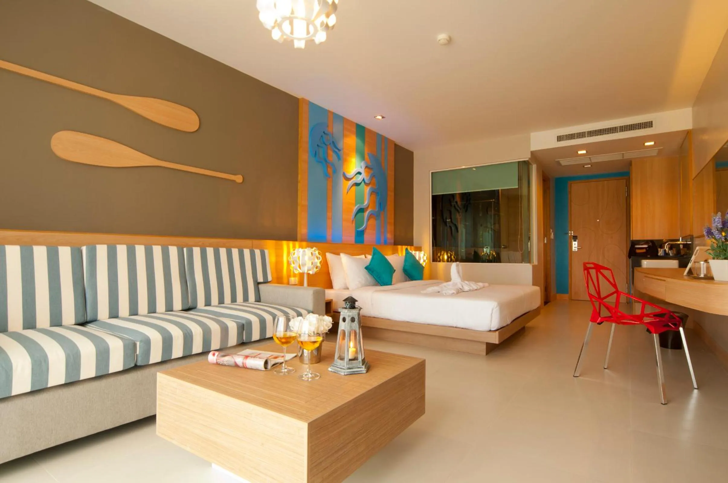 Photo of the whole room, Bed in Ratana Platinum Resort Kamala