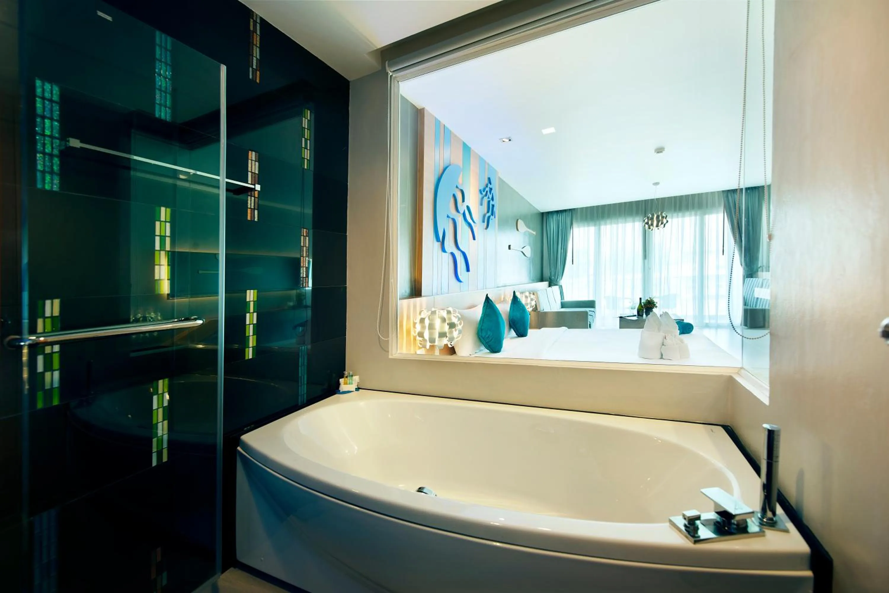 Hot Tub in Ratana Platinum Resort Kamala