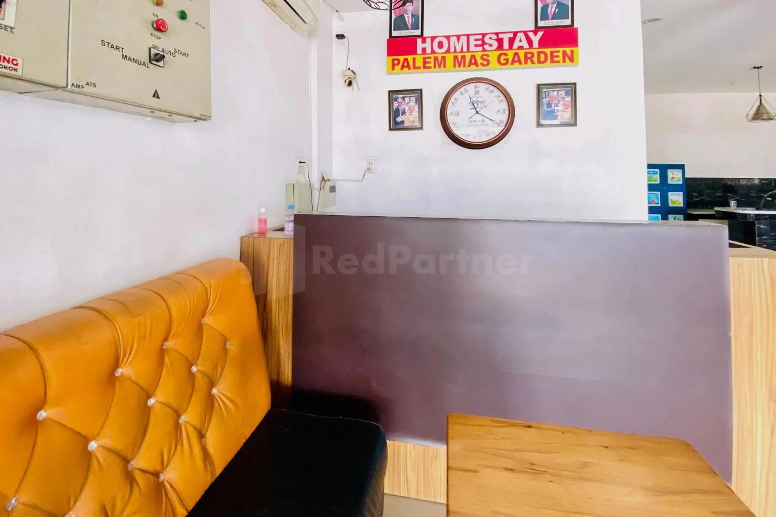 Lobby or reception in Palem Mas Garden RedPartner Lobby or reception in Palem Mas Garden RedPartner
