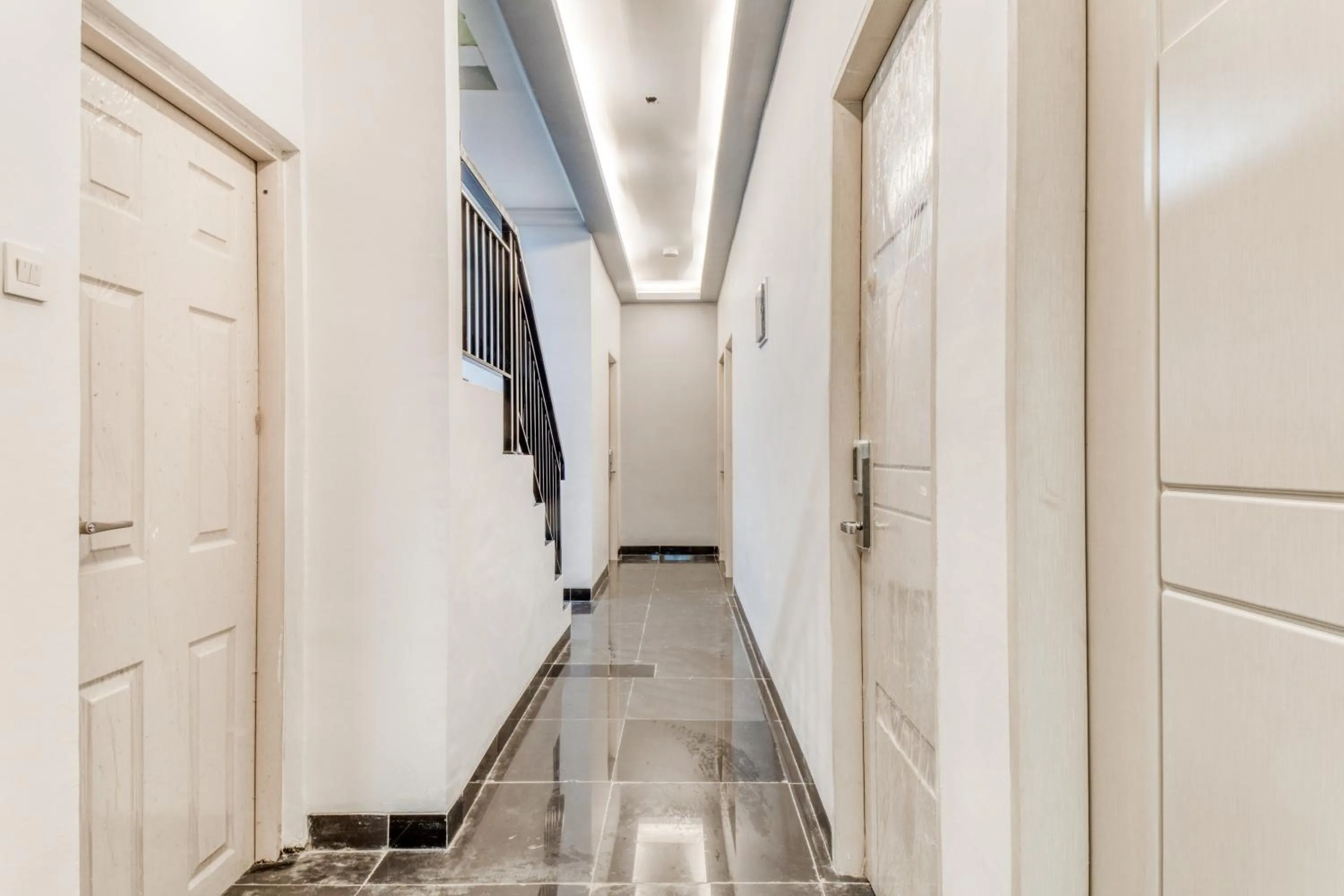 Balcony/Terrace in RedDoorz Plus near Taman Ismail Marzuki