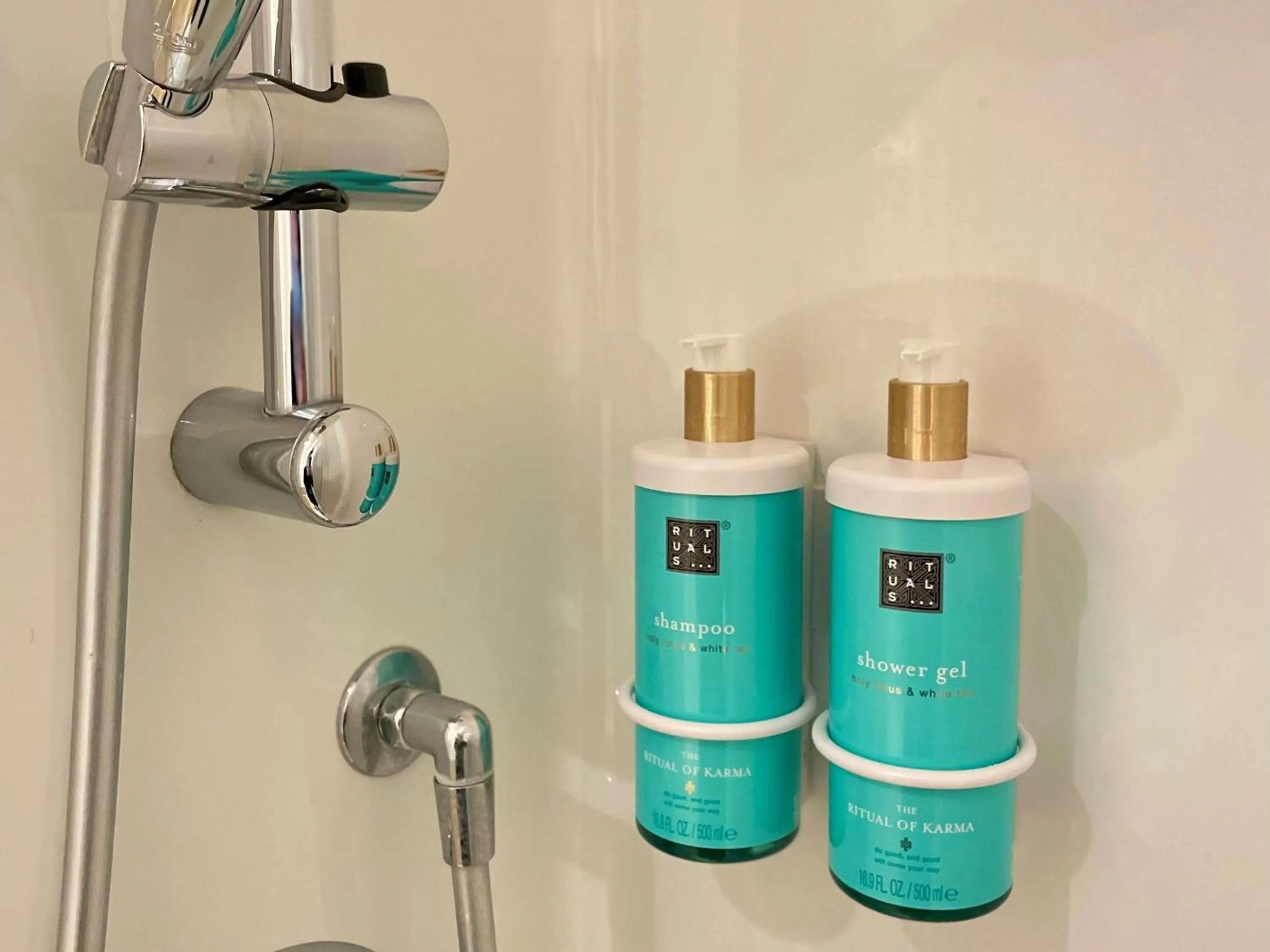 Bedroom in Novotel Suites Rouen Normandie