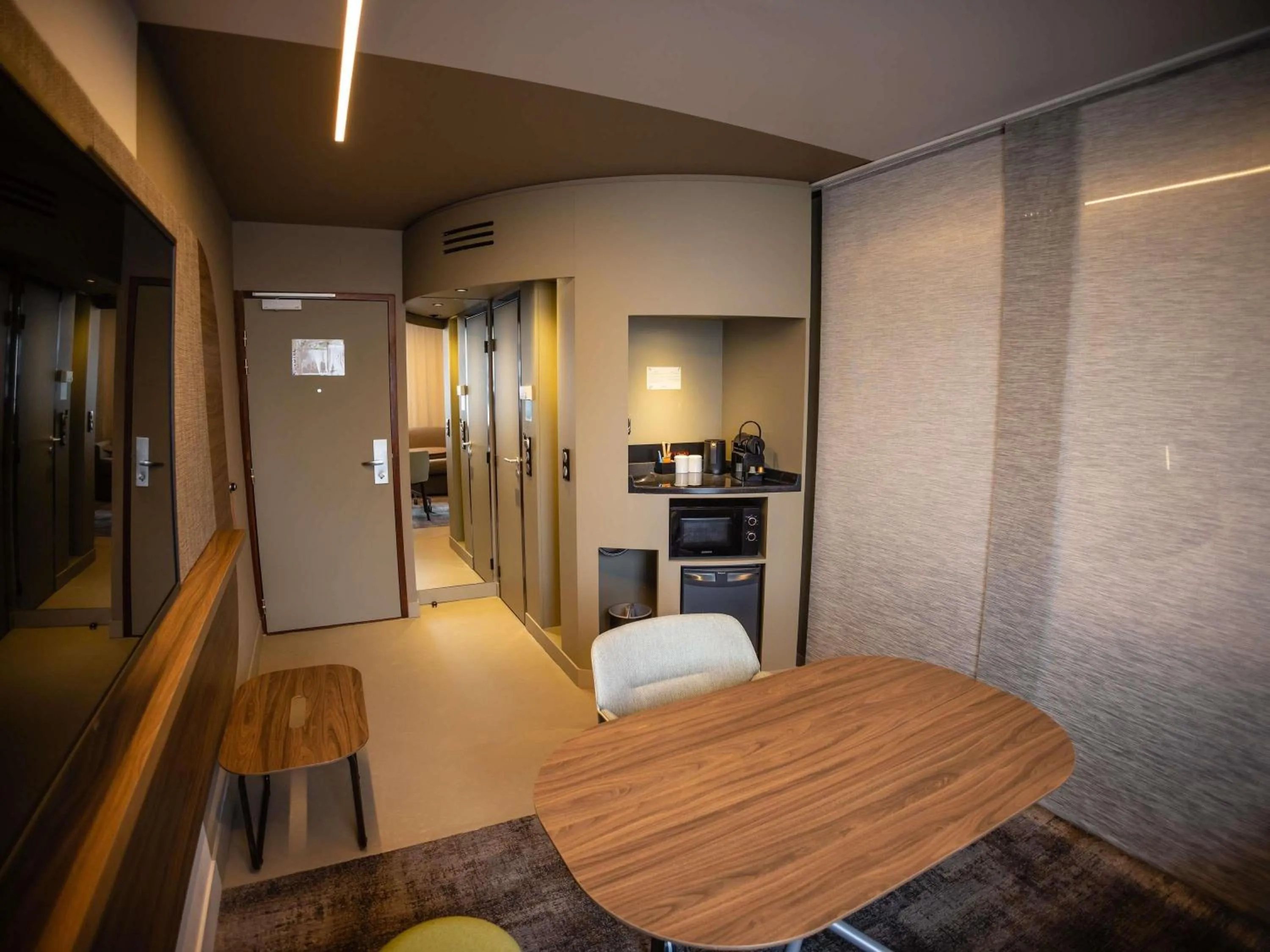 Bedroom in Novotel Suites Rouen Normandie