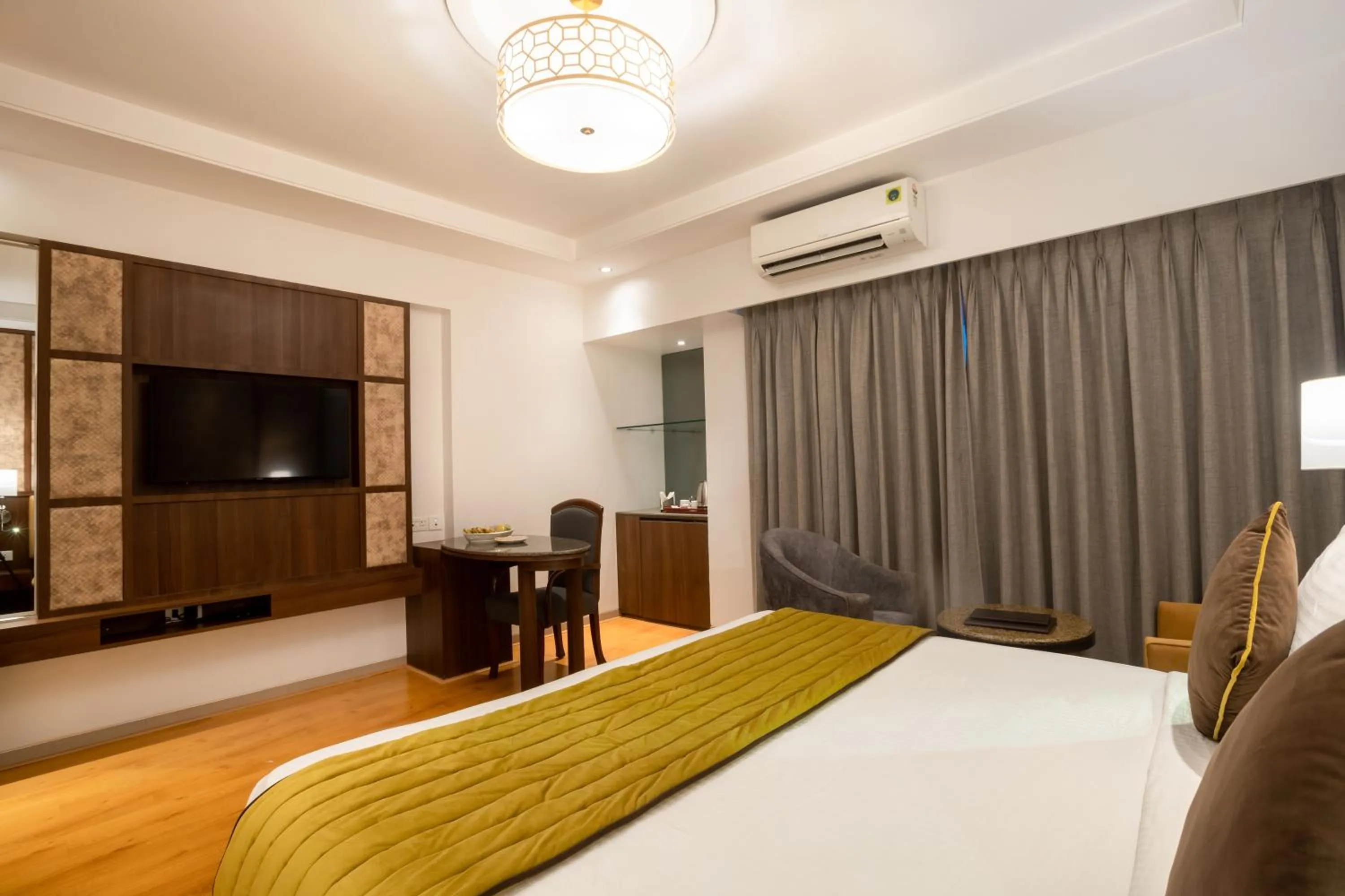 Bed in Freesia By Express Inn