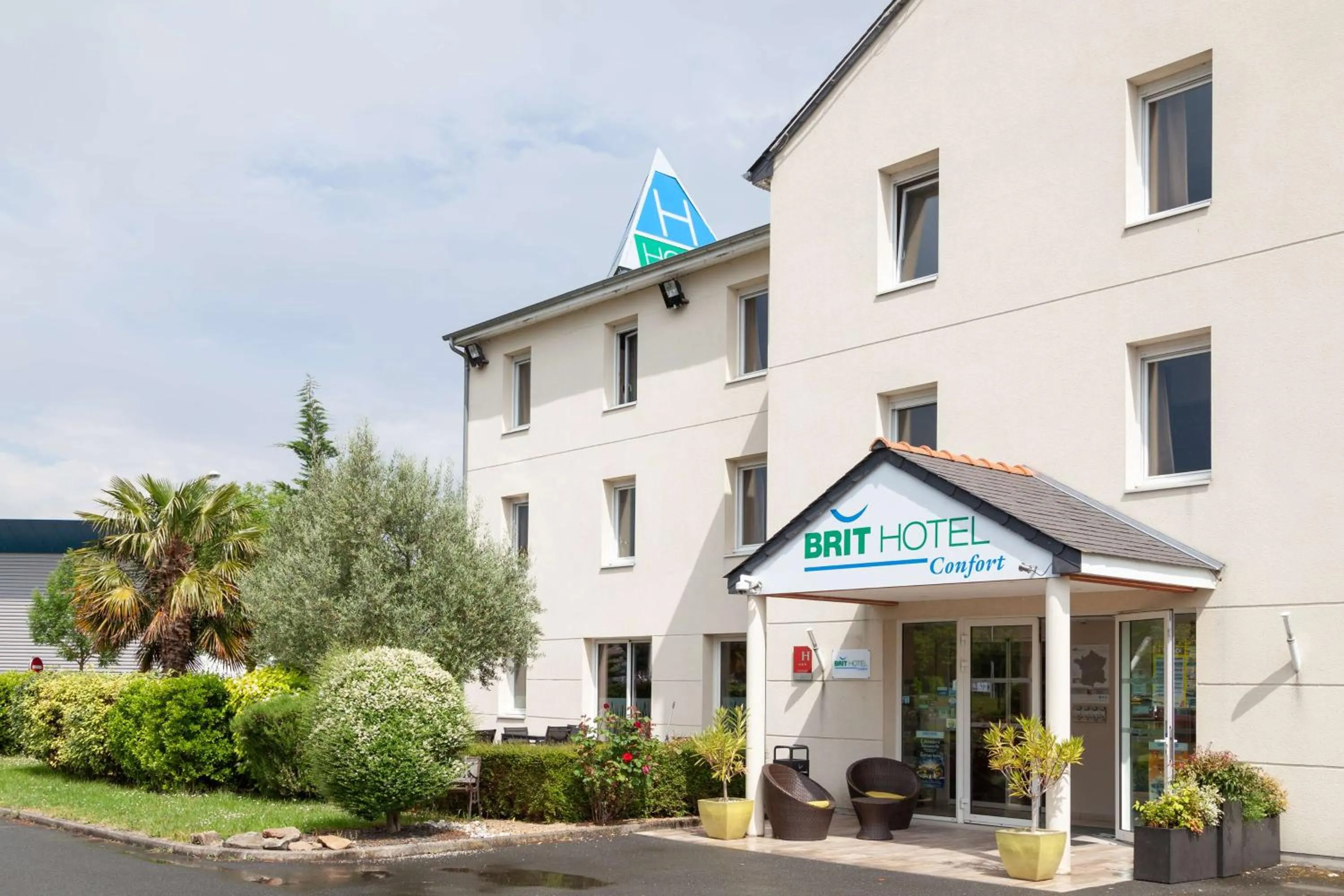 Property building in Brit Hotel Saumur