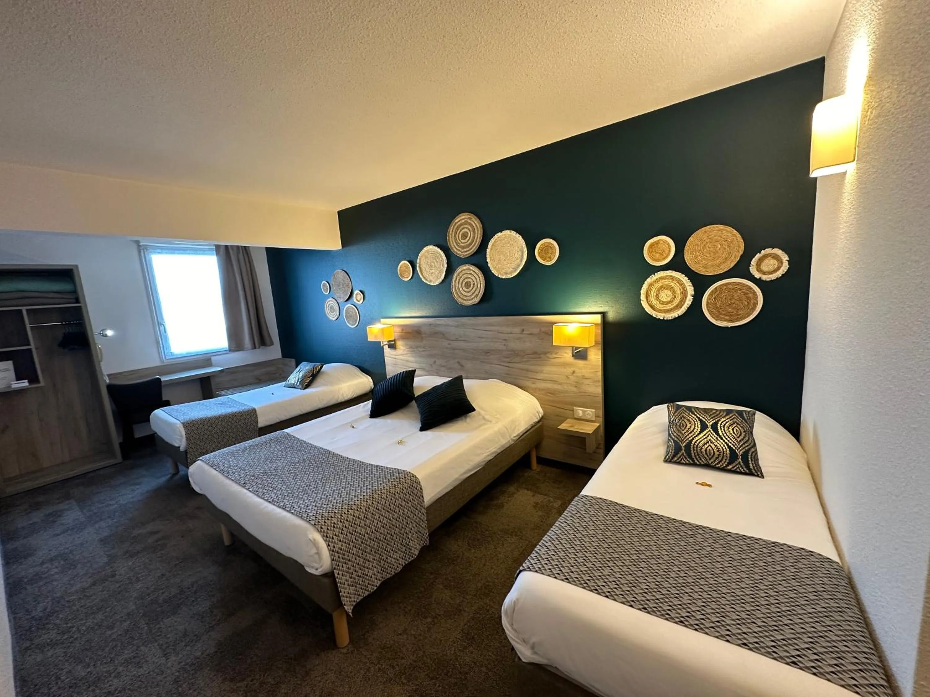 Photo of the whole room, Bed in Brit Hotel Saumur