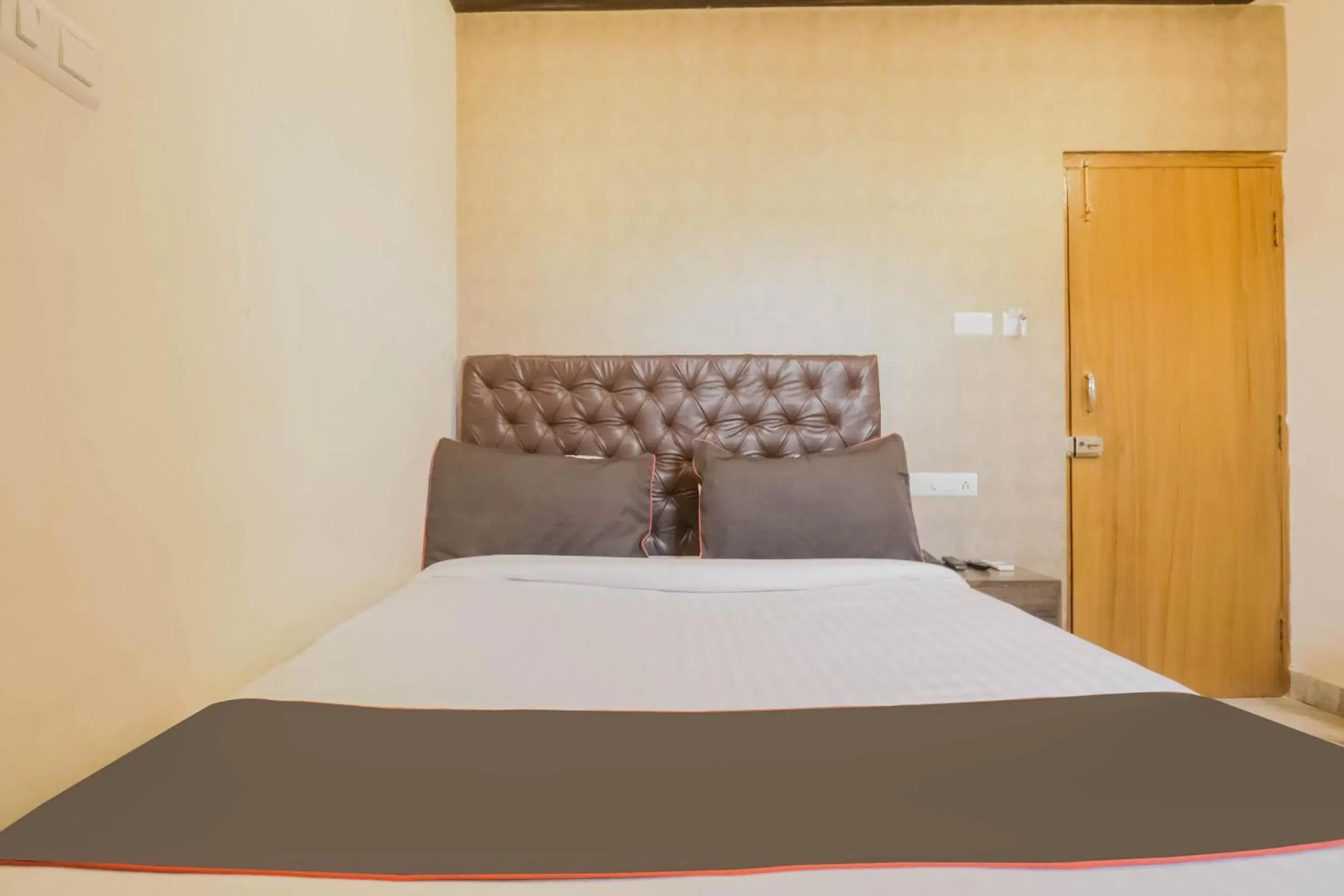 Bedroom, Bed in Collection O Kewal Palace Hyderabad Gate Bedroom, Bed in Collection O Kewal Palace Hyderabad Gate