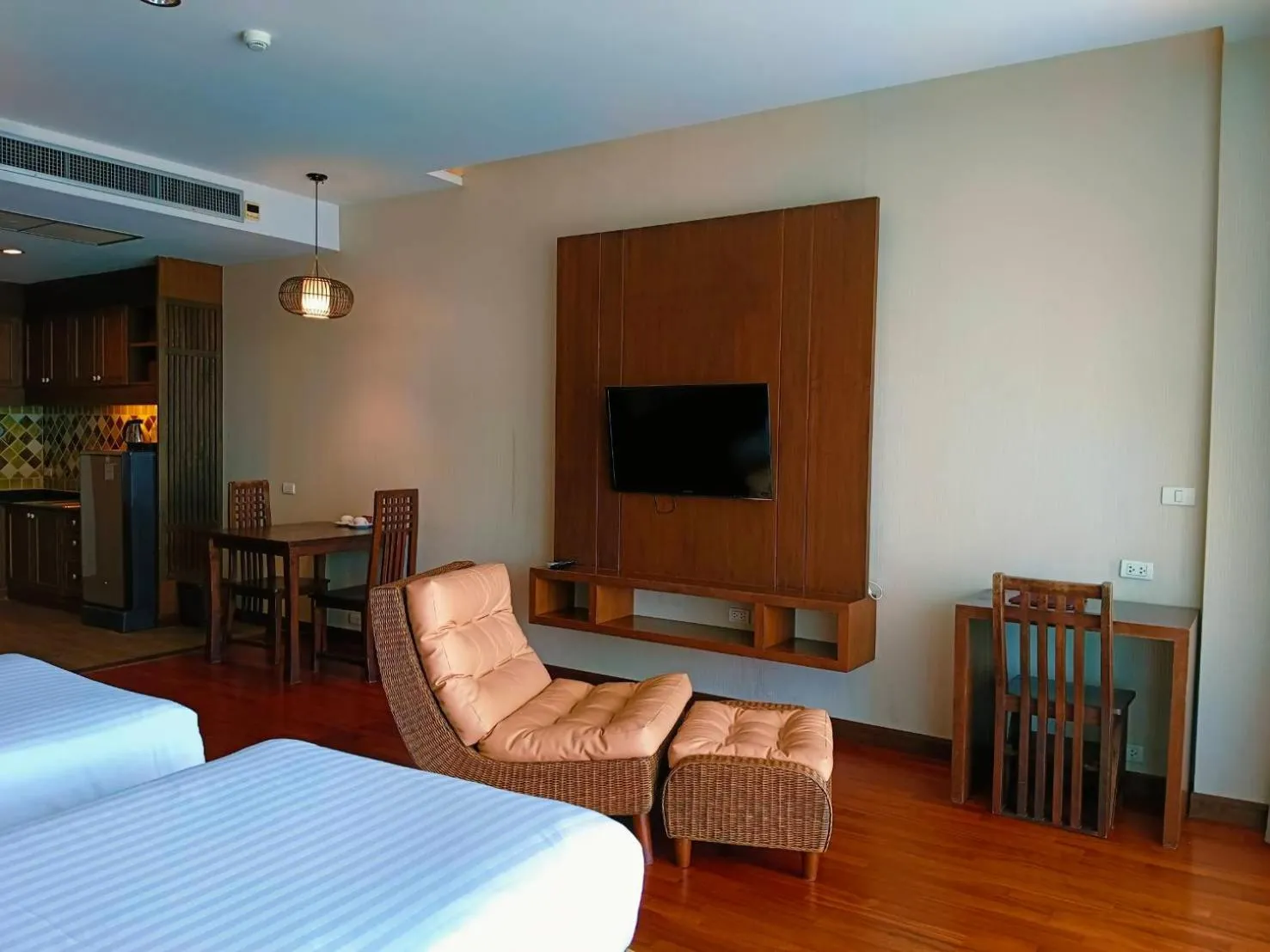 Photo of the whole room, Bed in Khammon Lanna Resort Chiang Mai