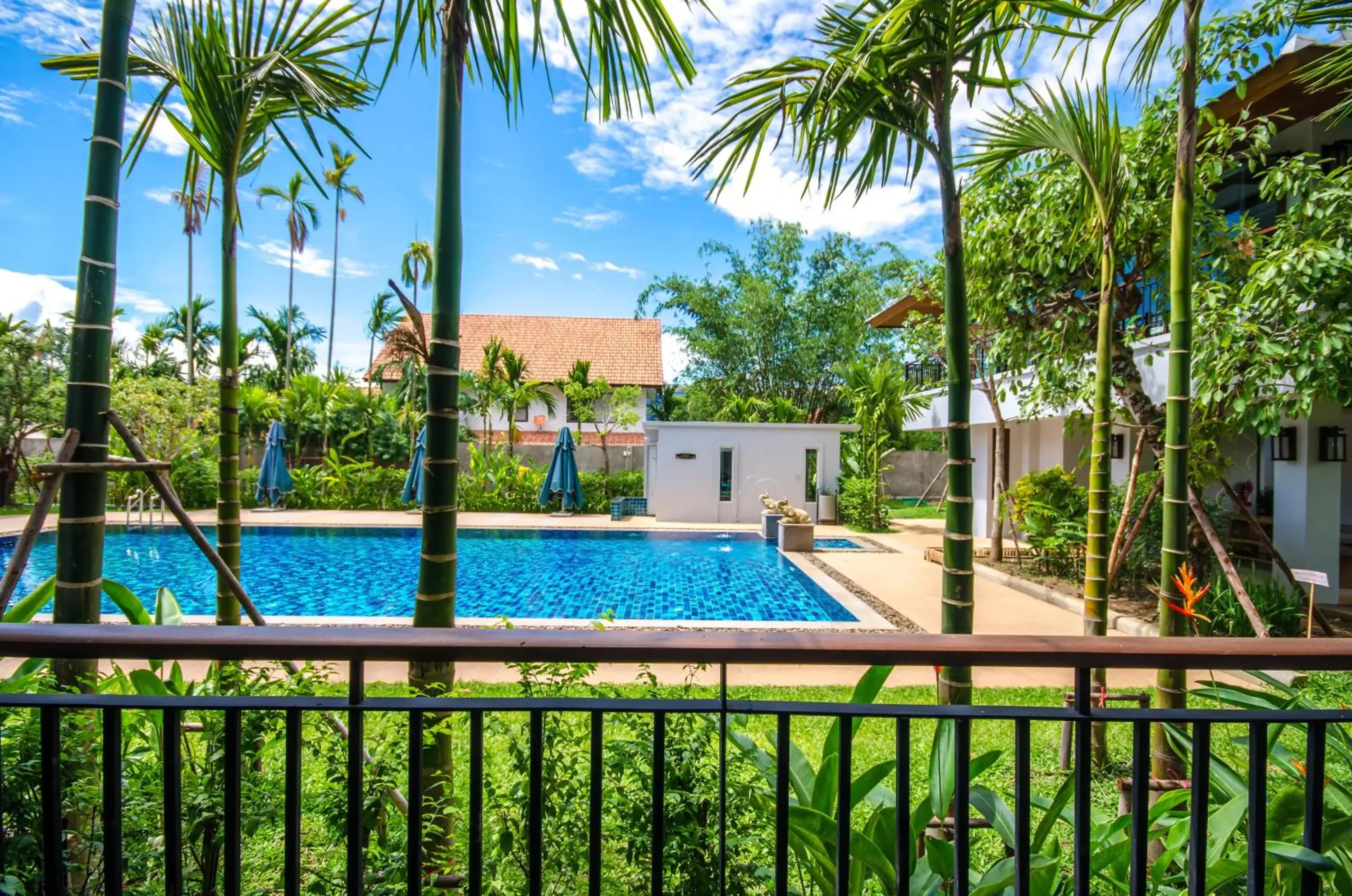 Swimming pool in Khammon Lanna Resort Chiang Mai Swimming pool in Khammon Lanna Resort Chiang Mai