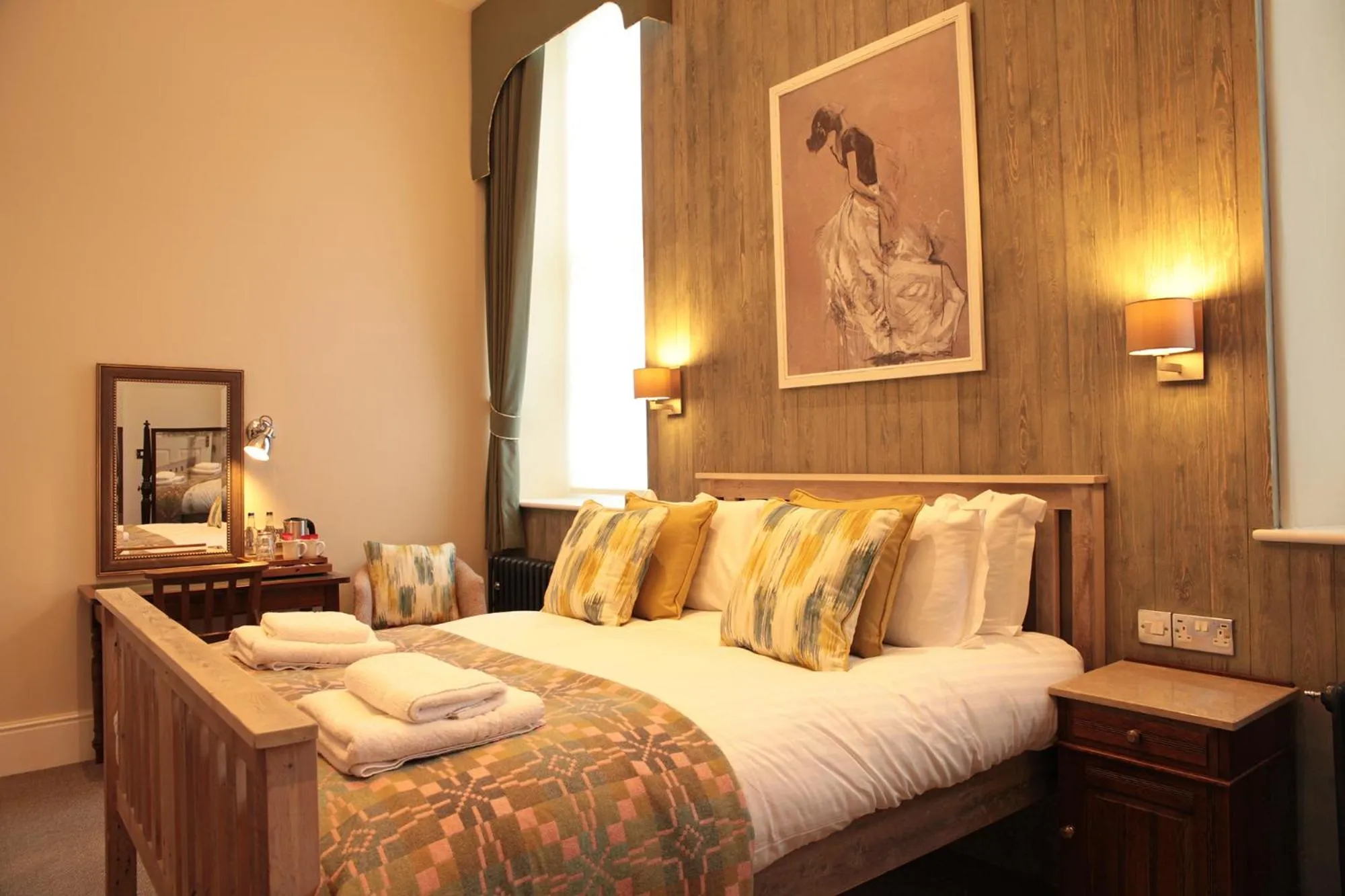 Photo of the whole room, Bed in Y Capel Guest House