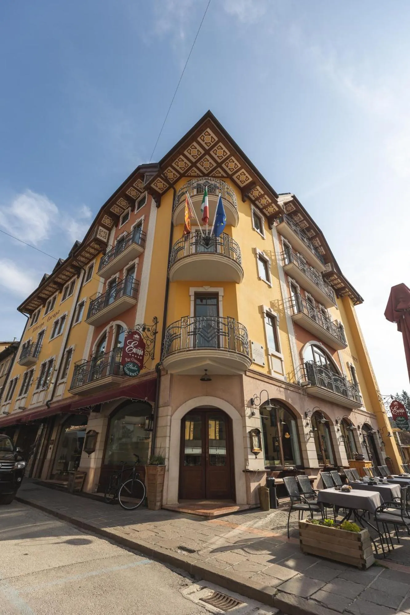 Property building in Hotel Europa Residence