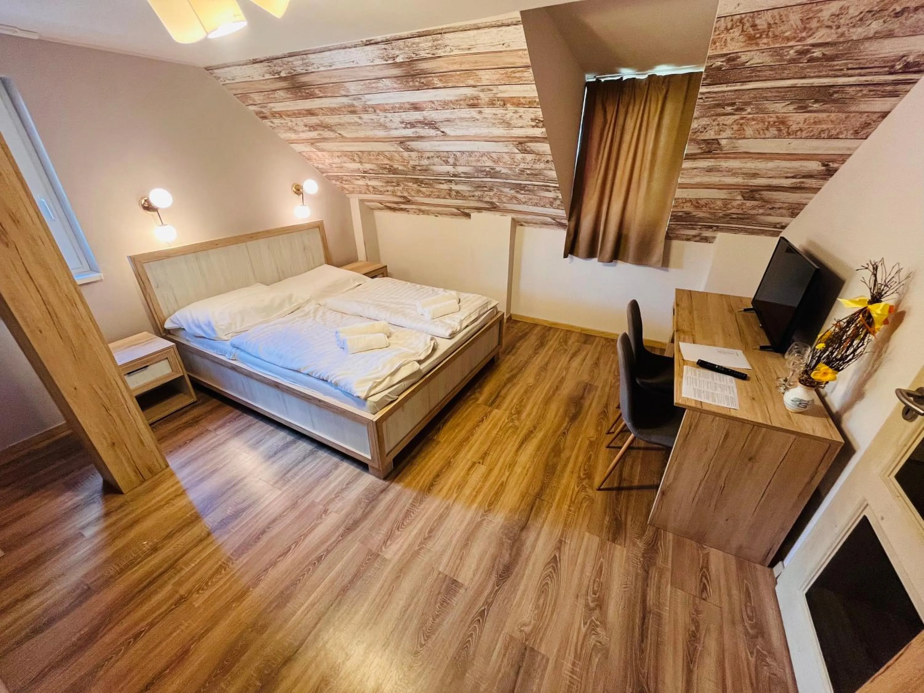 Mátyus Udvarház Kengyel Fogadó Eger