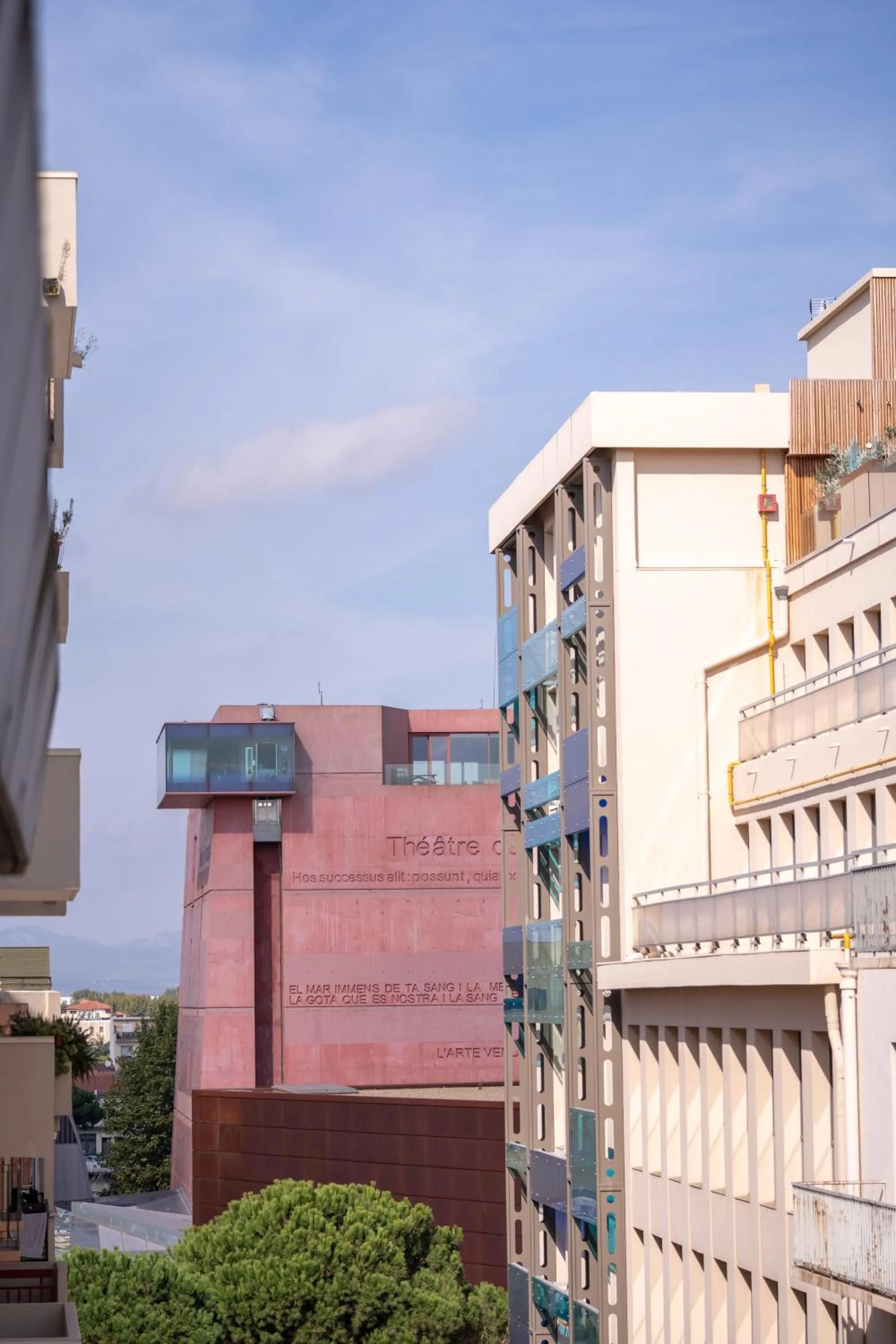Nearby landmark in The Originals City, Hôtel Mondial, Perpignan