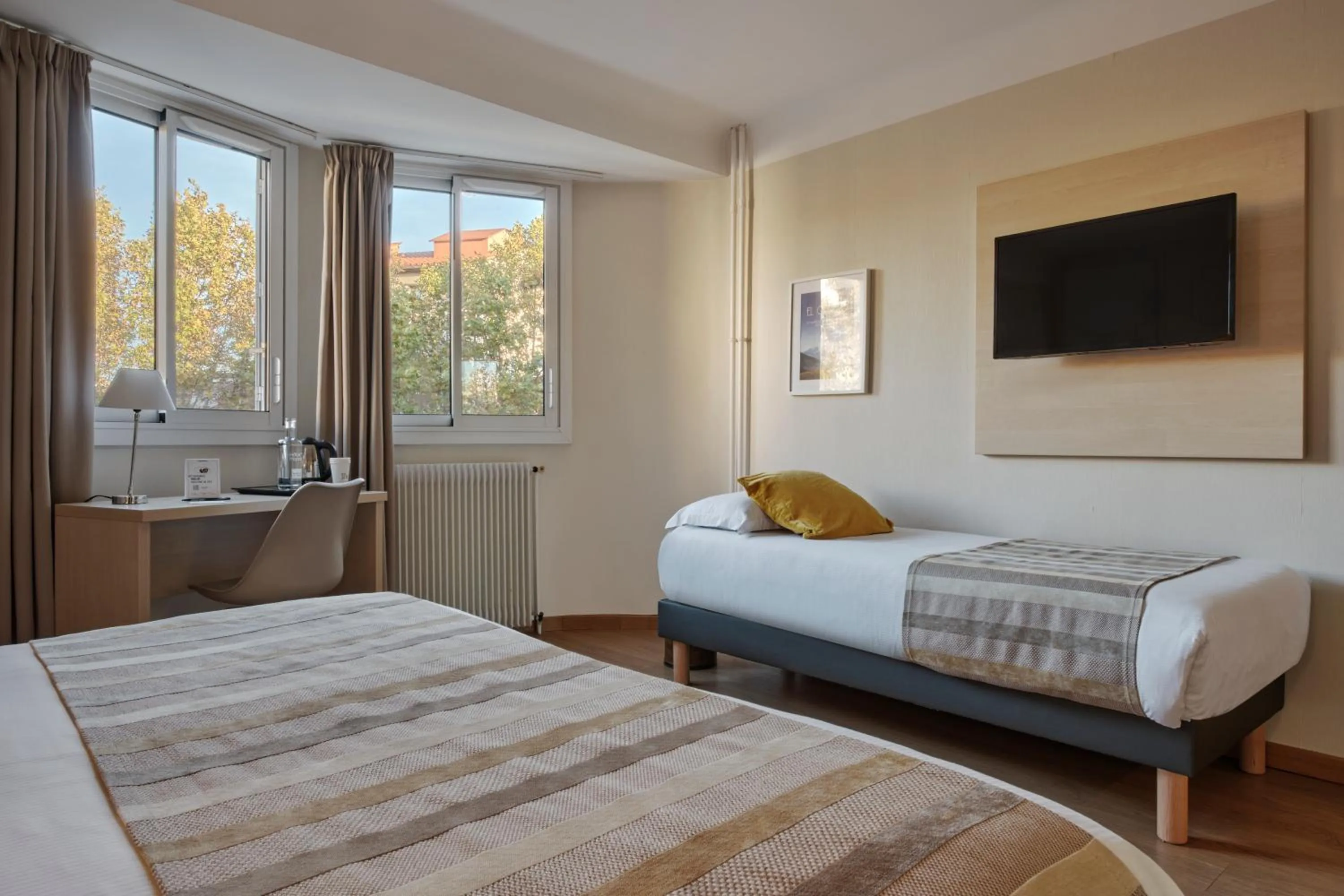 Bed in The Originals City, Hôtel Mondial, Perpignan