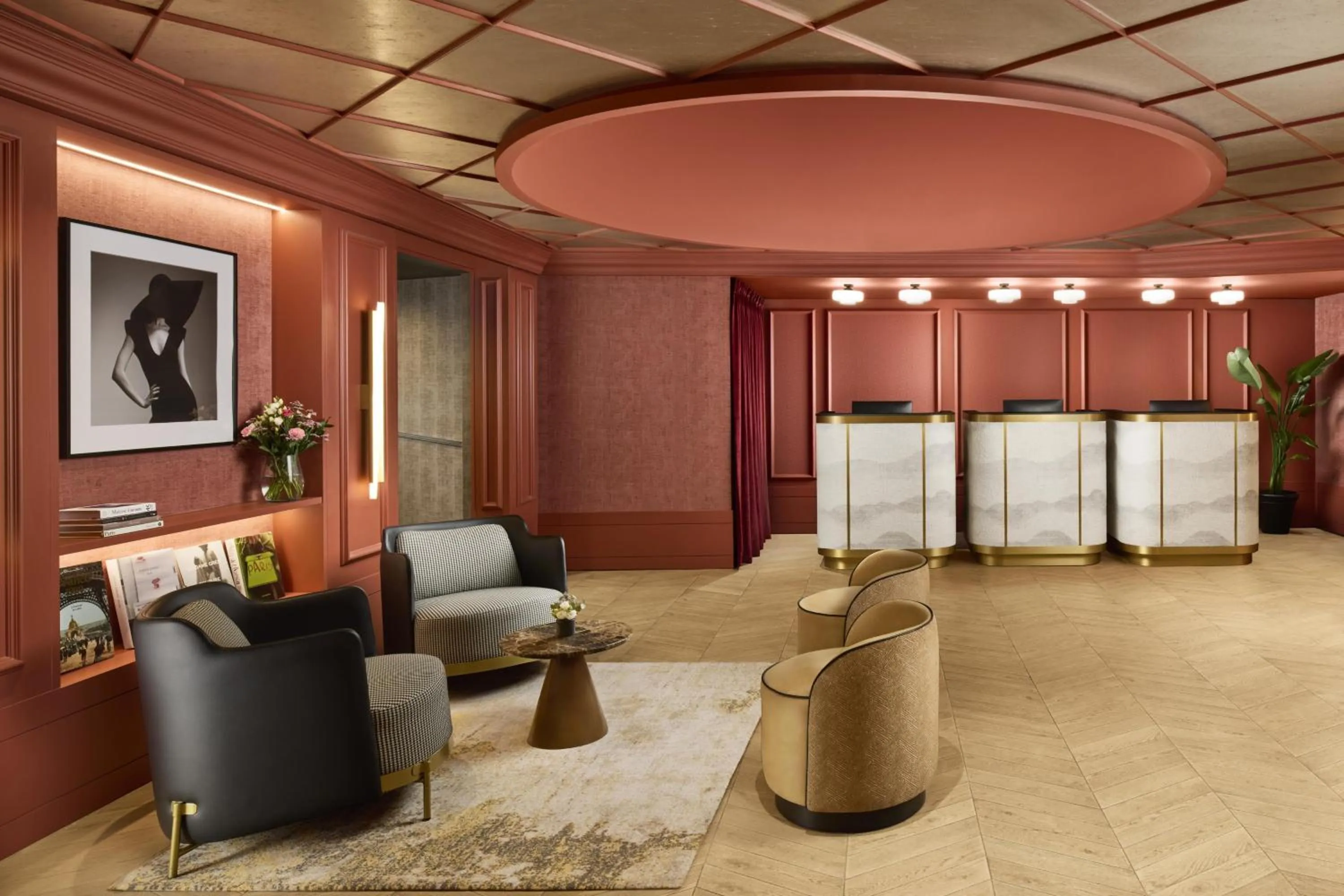 Lobby or reception in NH Collection Paris Ponthieu Champs-Élysées