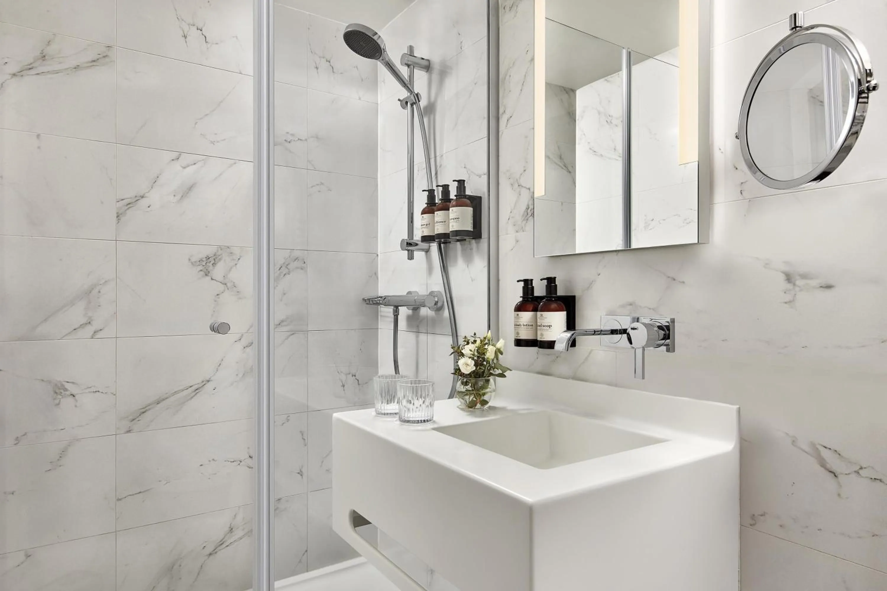 Bathroom in NH Collection Paris Ponthieu Champs-Élysées