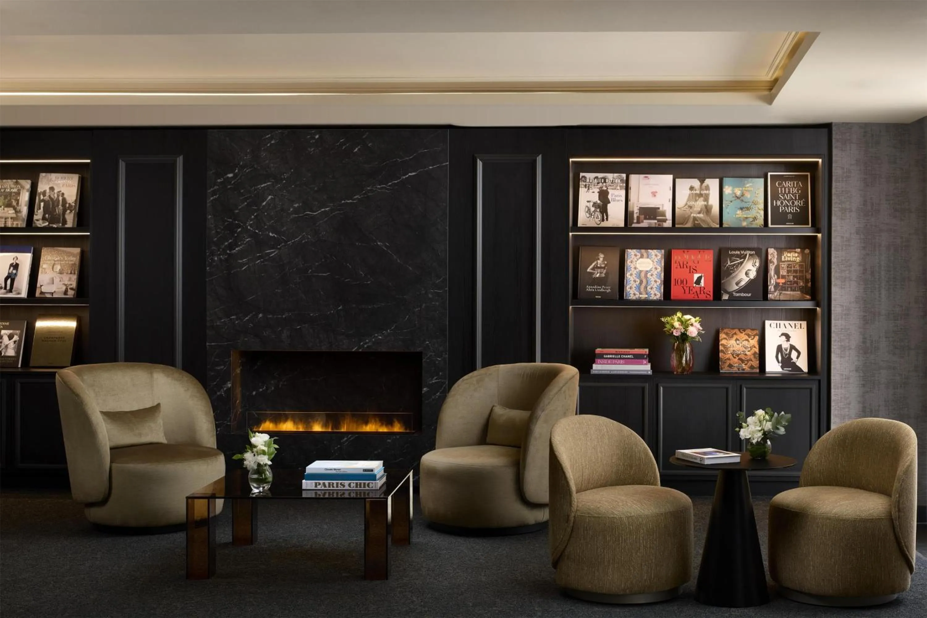 Lobby or reception in NH Collection Paris Ponthieu Champs-Élysées