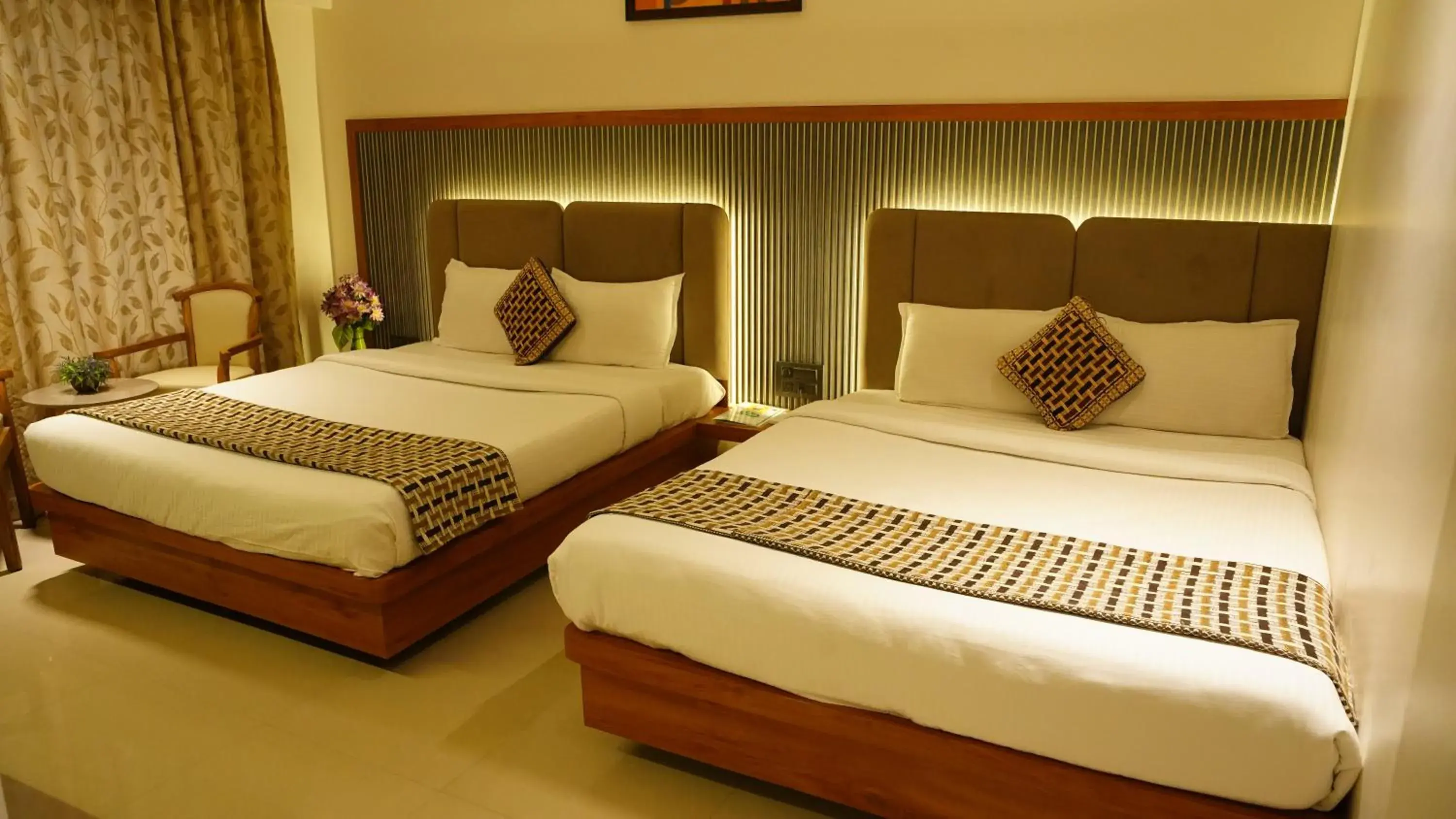 Quadruple Room in Hotel Ganpati Palace Shirdi Newly Renovated Quadruple Room in Hotel Ganpati Palace Shirdi Newly Renovated