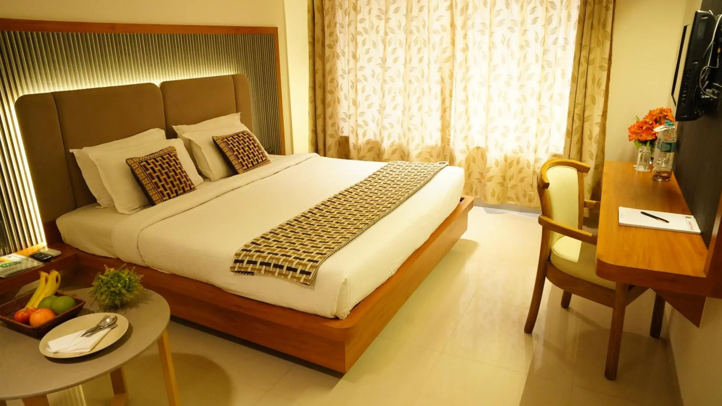 Deluxe Double Room in Hotel Ganpati Palace Shirdi Newly Renovated Deluxe Double Room in Hotel Ganpati Palace Shirdi Newly Renovated