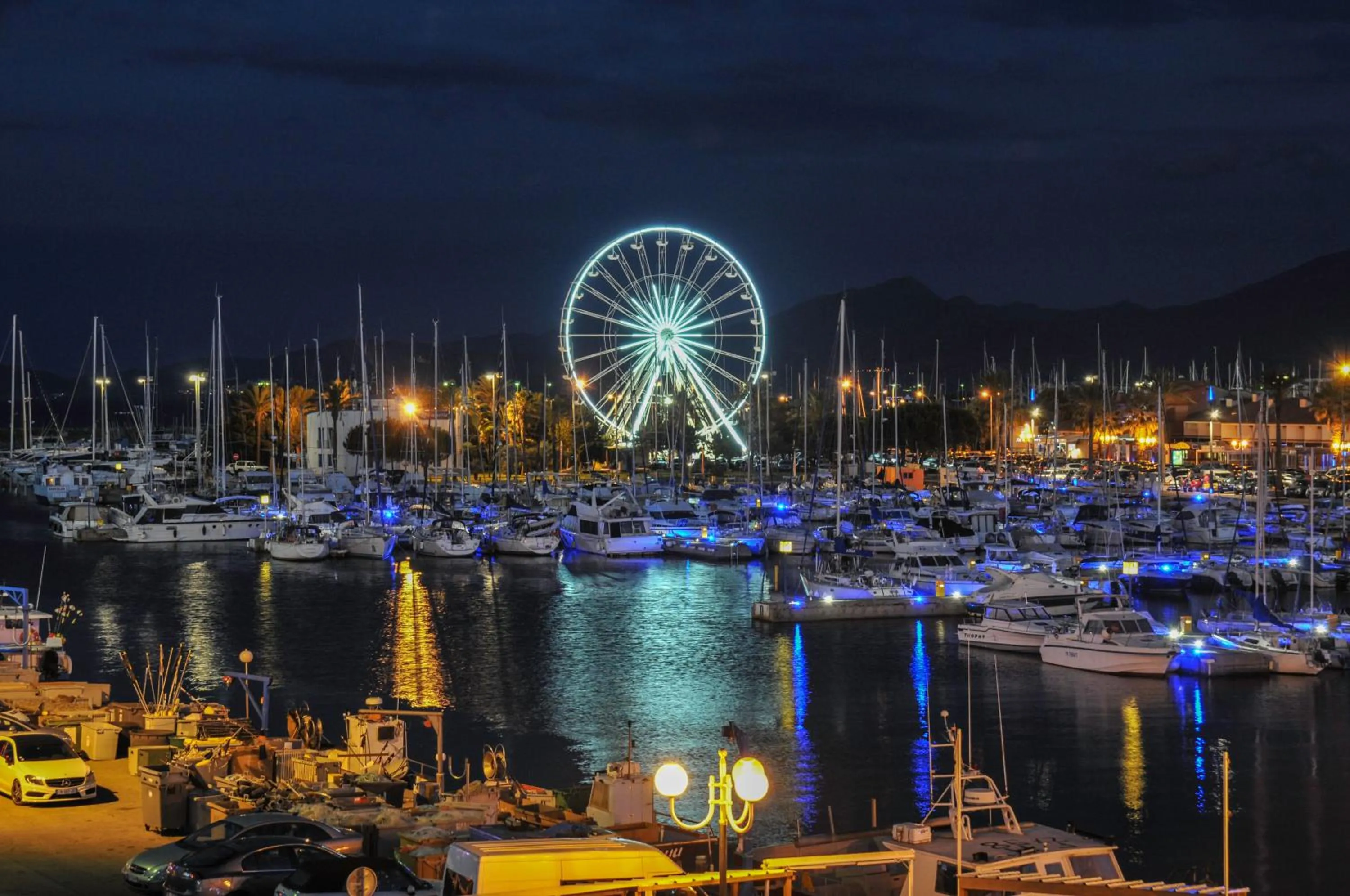 Patio in Bleu Mer Duplex & Suites