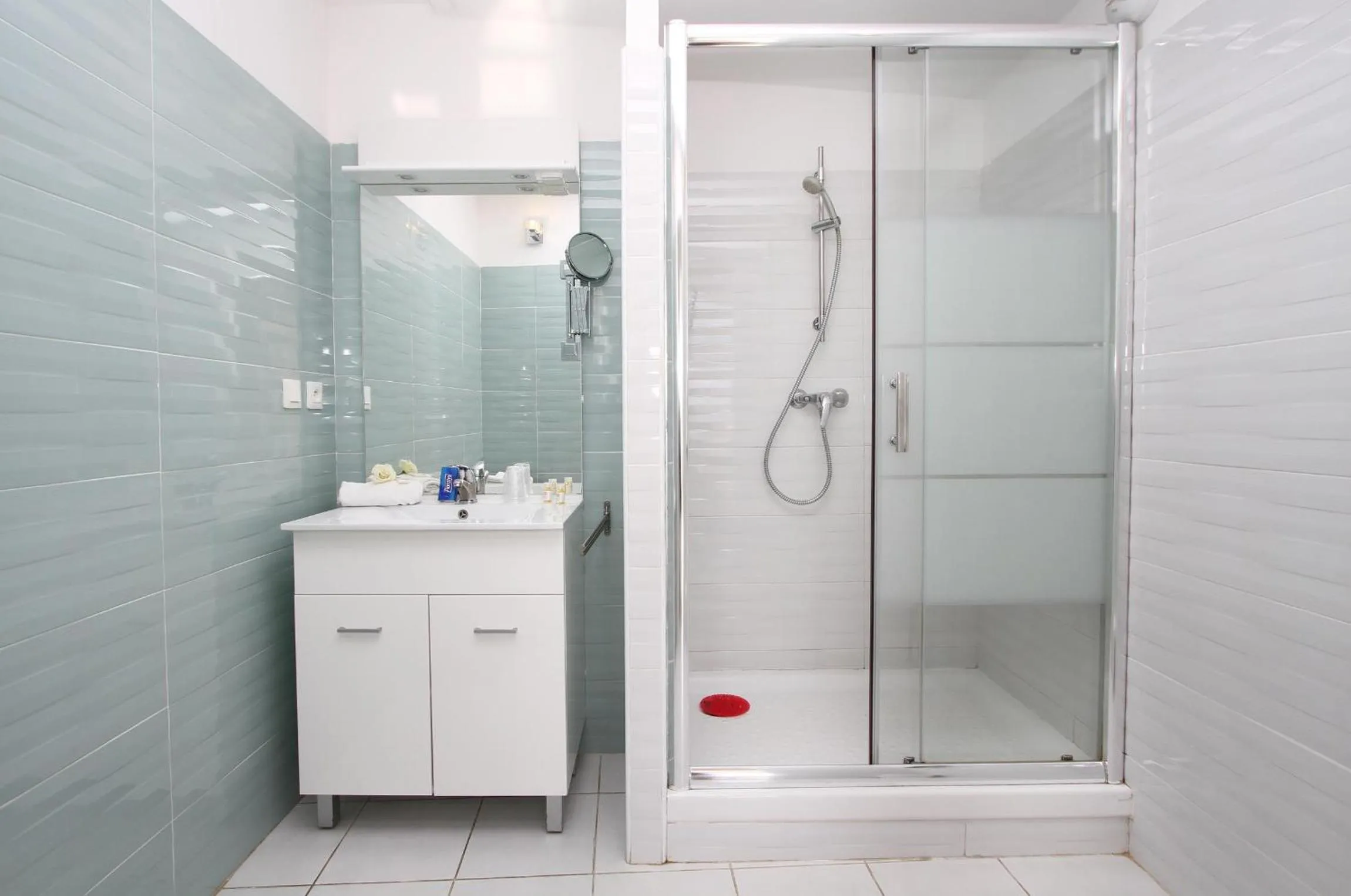 Bathroom in Bleu Mer Duplex & Suites