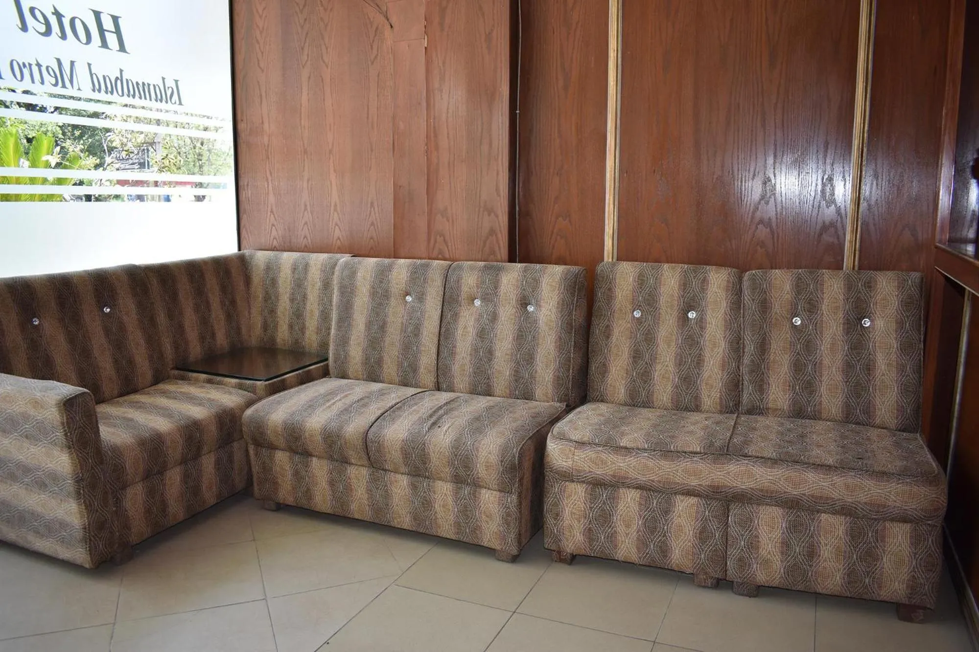 Hotel Islamabad Metro Inn