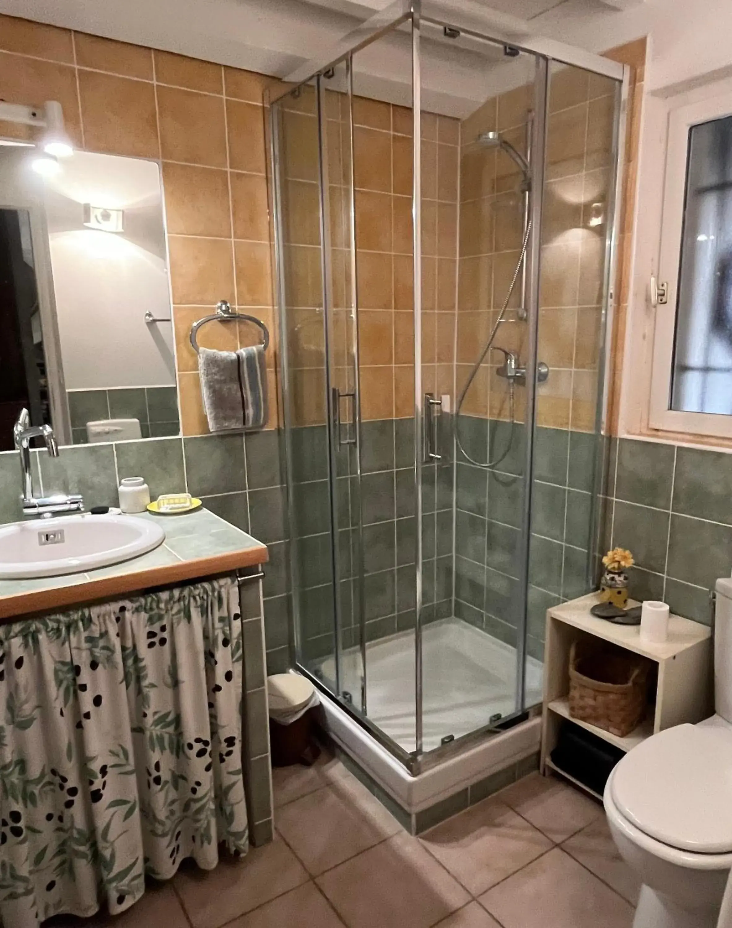 Double Room with Private External Bathroom in L'Atelier de Maia Double Room with Private External Bathroom in L'Atelier de Maia