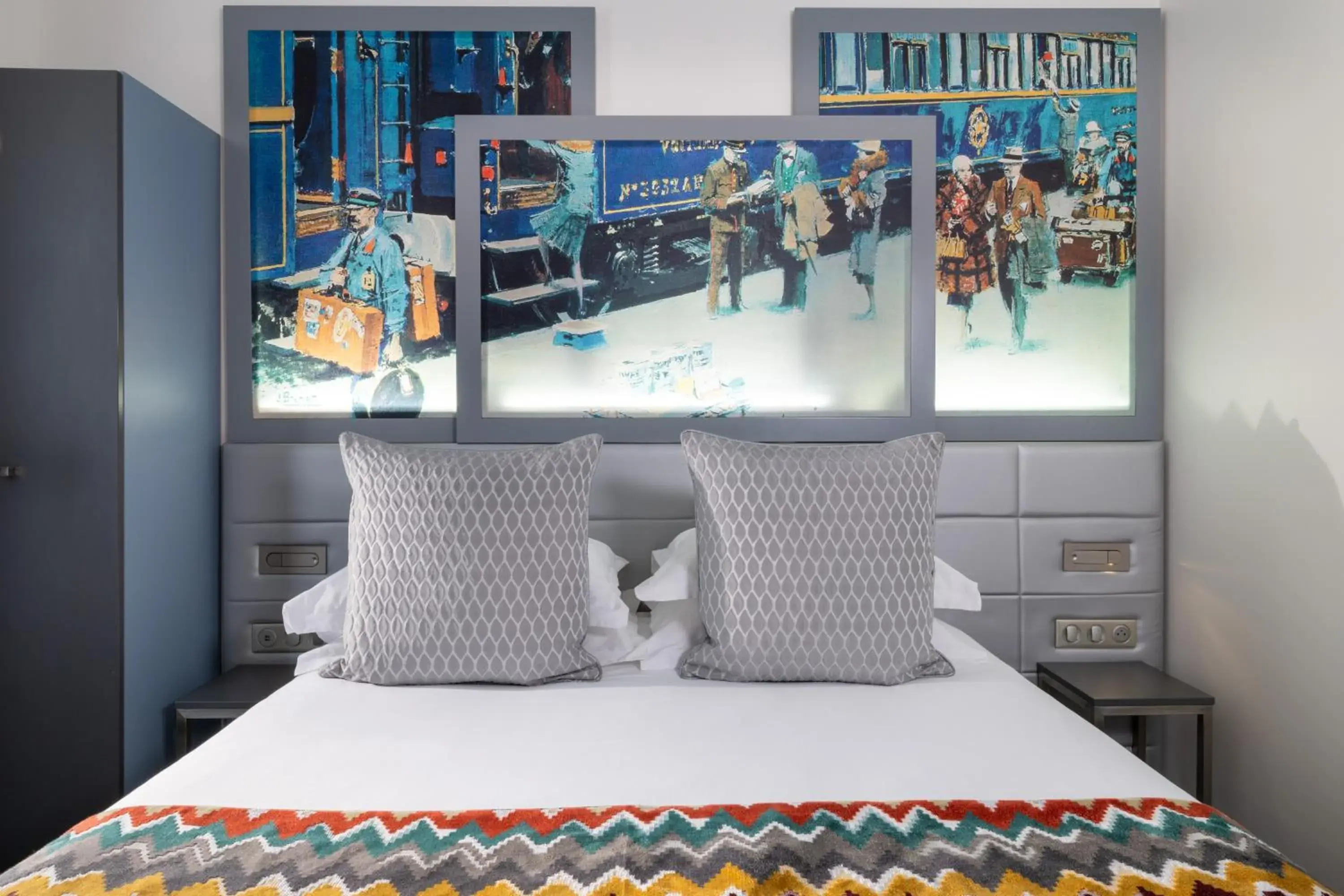 Bedroom, Bed in Palym Bedroom, Bed in Palym