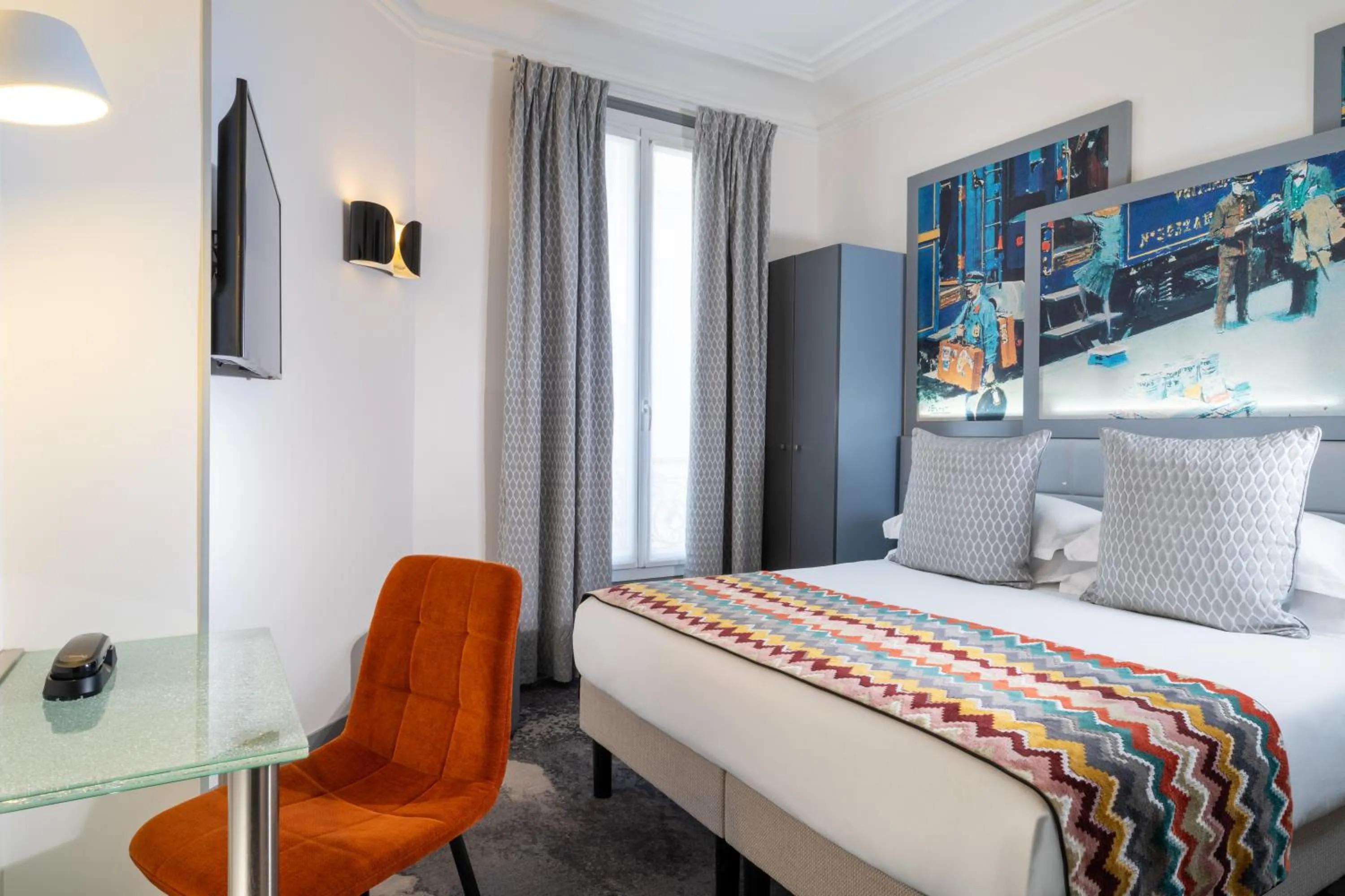 Bedroom, Bed in Palym